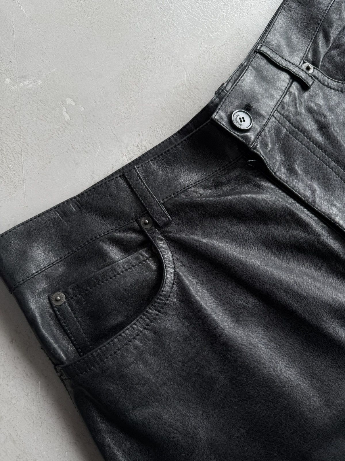 Balenciaga Balenciaga - Sample Baggy Leather Pants Size US 34 / EU 50 - 6 Thumbnail