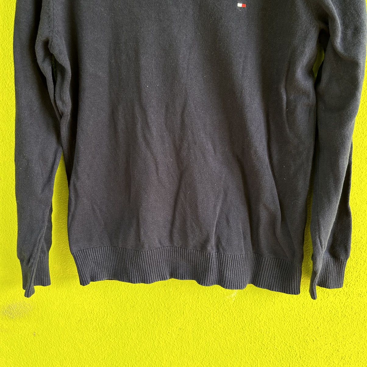 Tommy Hilfiger Vintage Tommy Hilfiger Long Sleeve Sweatshirt Size US S / EU 44-46 / 1 - 4 Thumbnail