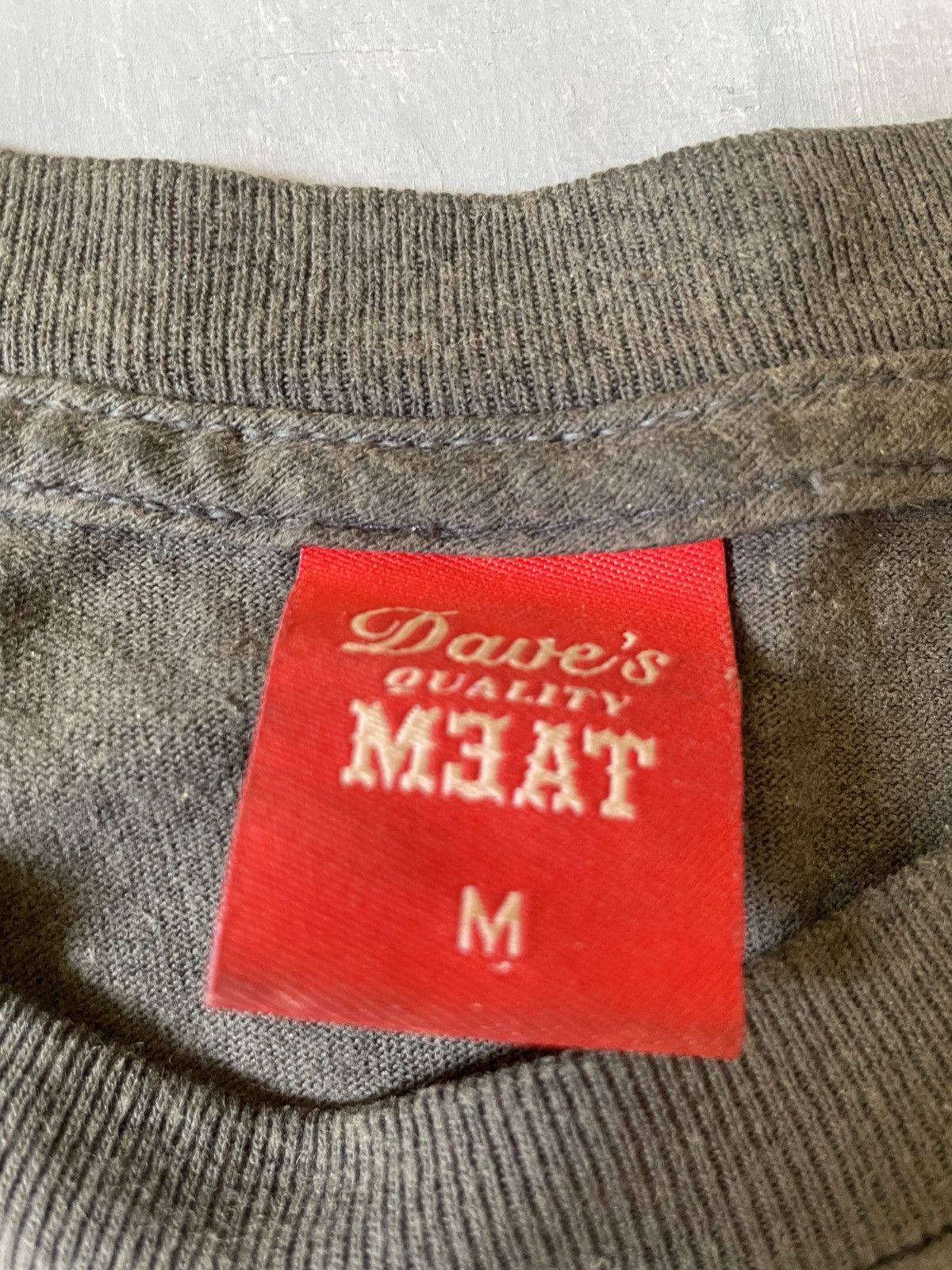 Vintage Rare Dave’s Quality Meats alfred hichcock tee Size US M / EU 48-50 / 2 - 5 Thumbnail