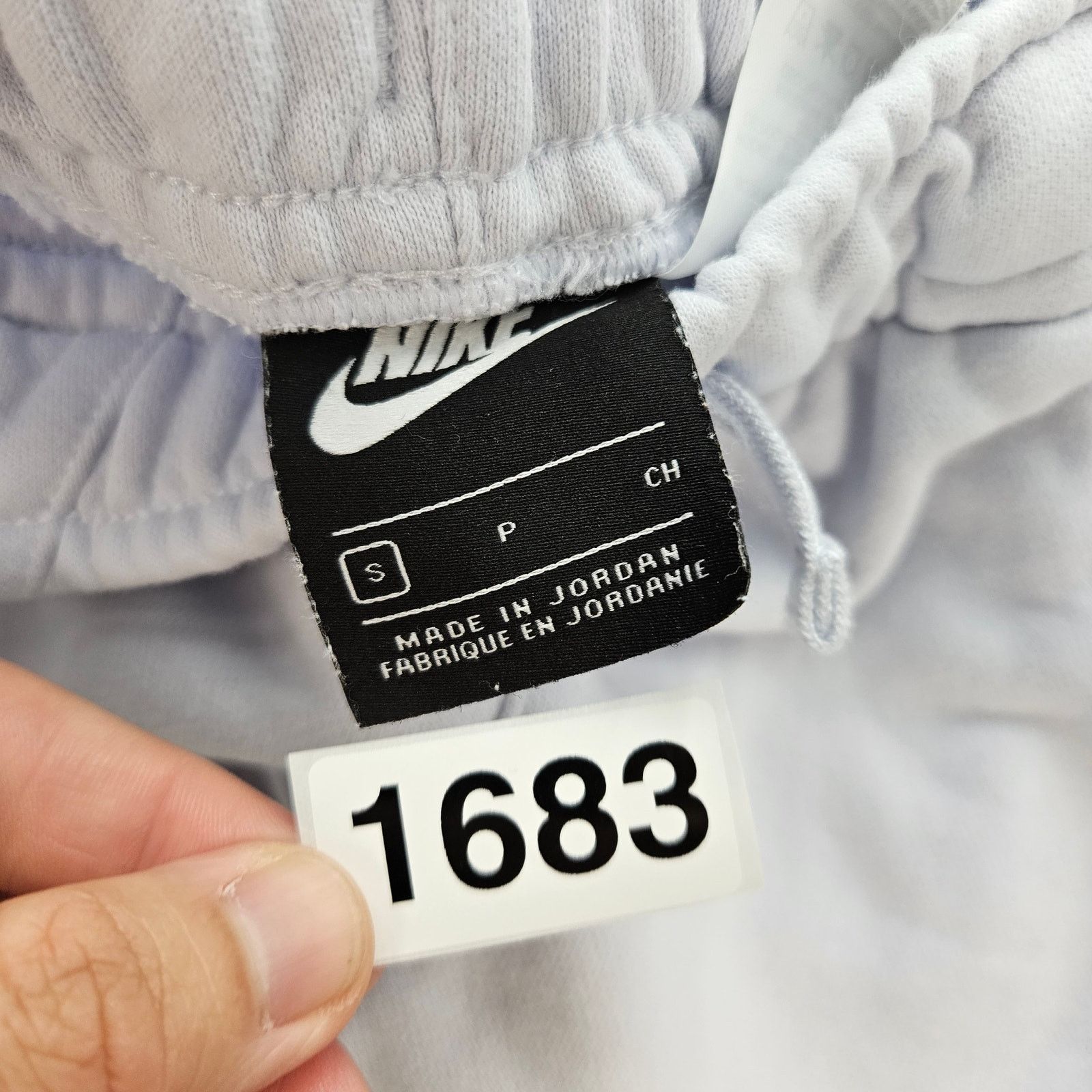 Nike NIKE SPORTSWEAR CLUB FLEECE BOYS SHORTS GRAY CK0509-086 Size 22" - 5 Thumbnail
