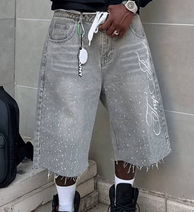 3Stylish Knee-Length Denim Shorts
