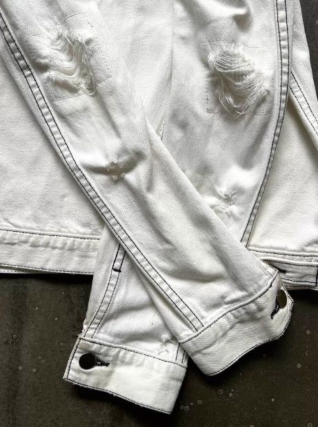 Number (N)ine Number (N)ine 2002SS Distressed Denim Jacket Size US S / EU 44-46 / 1 - 6 Thumbnail
