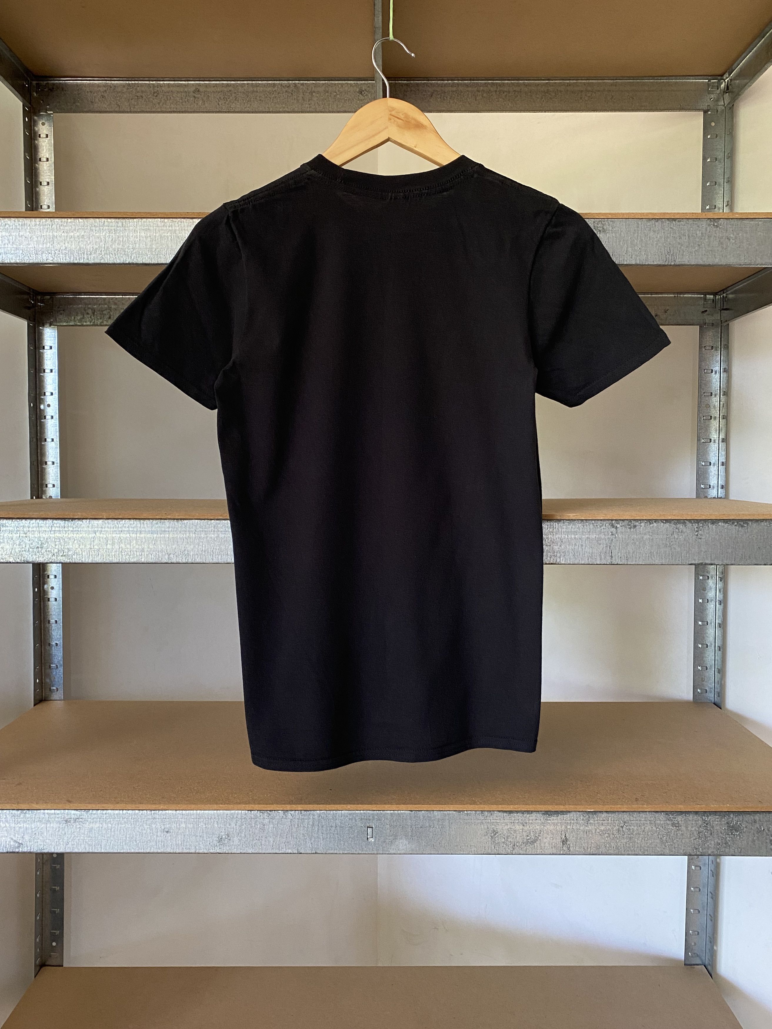 Band Tees Vintage 2000s Foo Fighters Greatest Hits T-shirt Size US S / EU 44-46 / 1 - 2 Thumbnail