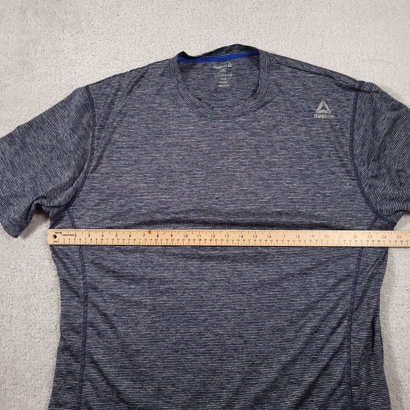 Reebok Reebok Activewear Shirt 2XL Blue Gray Polyester Reflective Short Sleeve Mens T Size US XXL / EU 58 / 5 - 5 Thumbnail