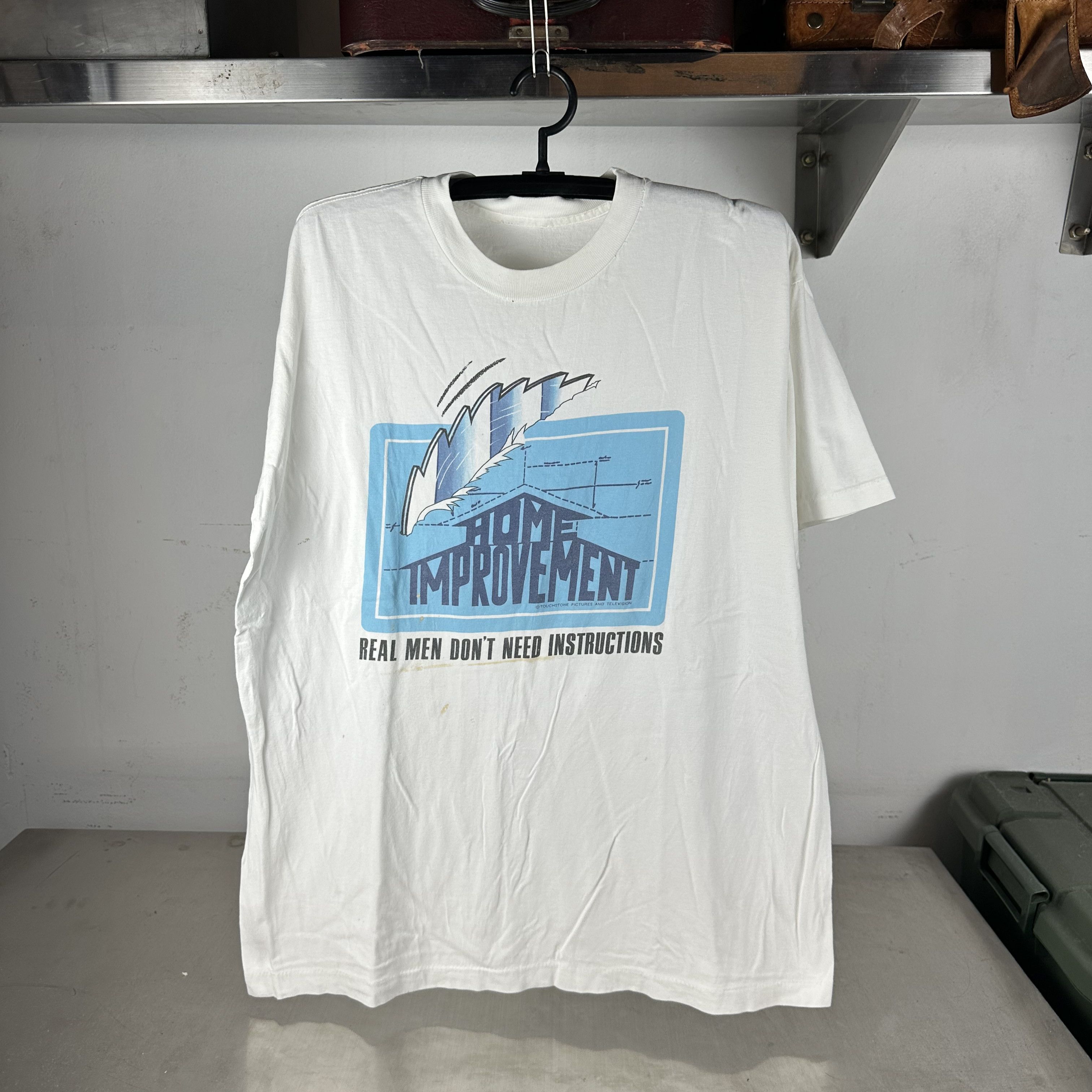 Vintage ​​​​90s Home Improvement Real Men Don't Need TV Show Tee Size US XL / EU 56 / 4 - 1 Thumbnail