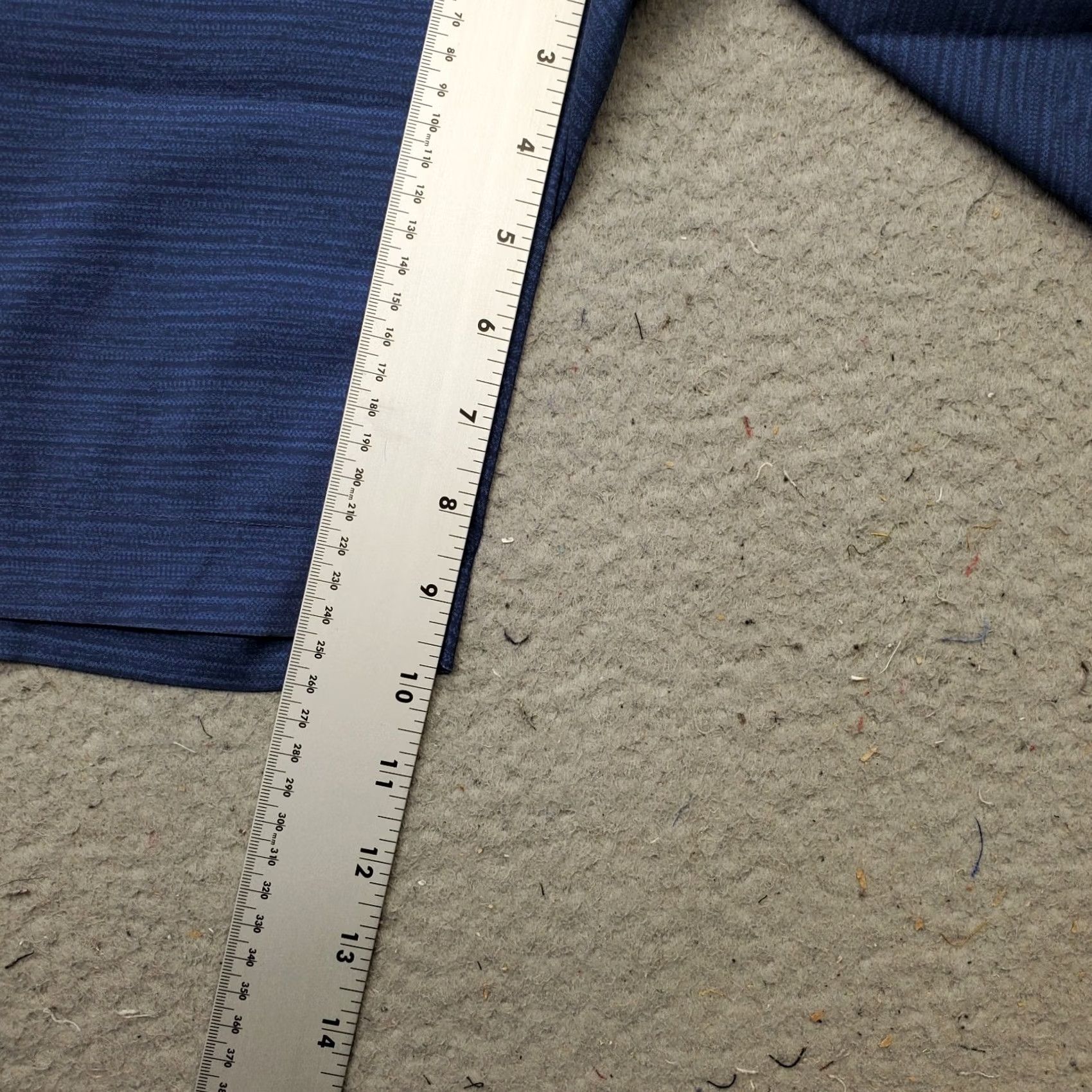 Vintage Greg Norman Golf Chino Shorts Mens 42 Blue Regular Fit Flat Front Chino 9.75 Inseam 22" Outseam Size 42 Size US 42 / EU 58 - 4 Thumbnail