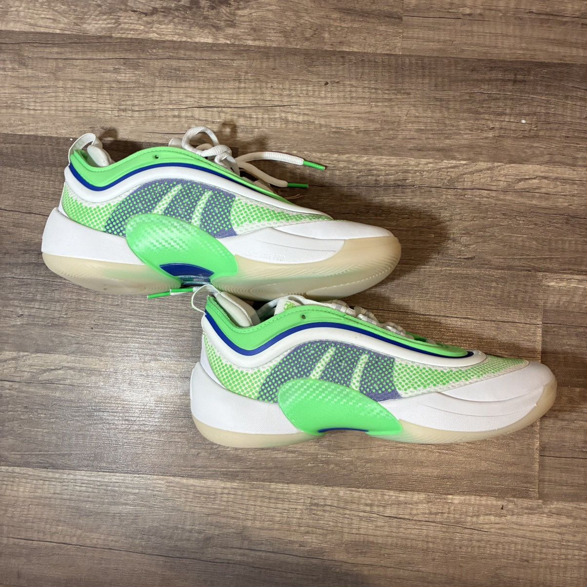 Adidas Size 9 - Mens Adidas D.O.N Issue 6 Metamorphosis Shoes Size US 9 / EU 42 - 3 Thumbnail