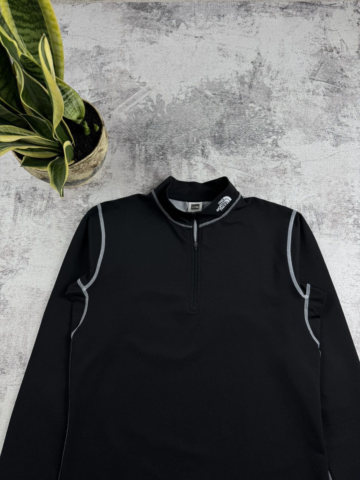 The North Face The North Face Men’s Thermal Base Layer Top Long Sleeve Shirt Warm Undershirt Size US XL / EU 56 / 4 - 5 Thumbnail