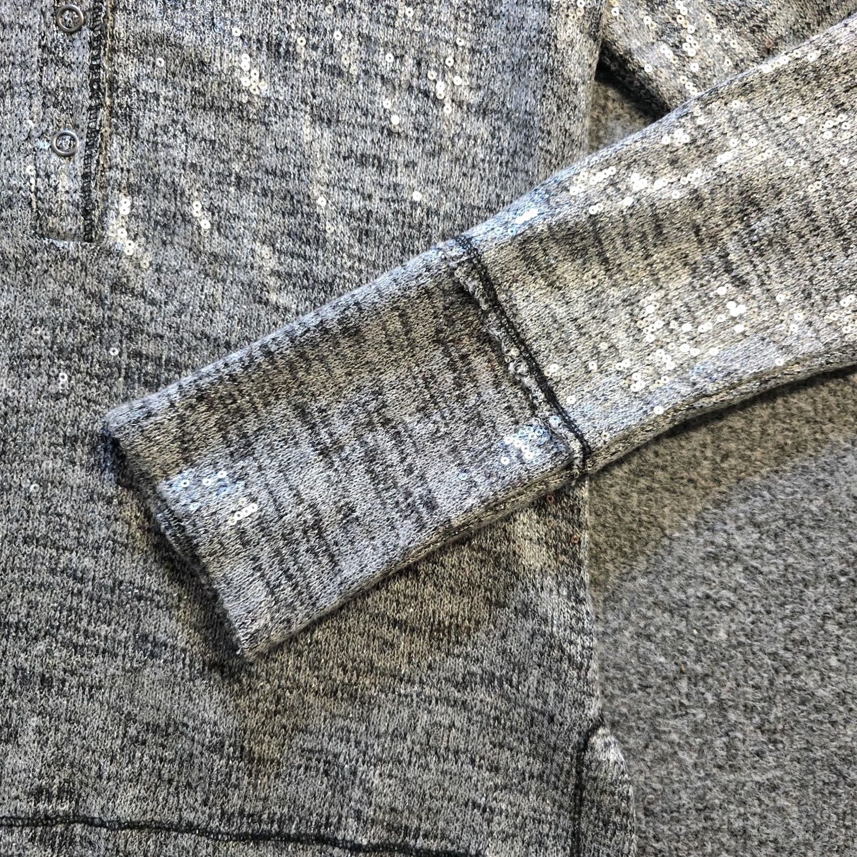Vintage Pilcro Top Womens Size M Gray Sequins Shimmer Henley Long Sleeve Holiday Blouse Size M / US 6-8 / IT 42-44 - 4 Thumbnail
