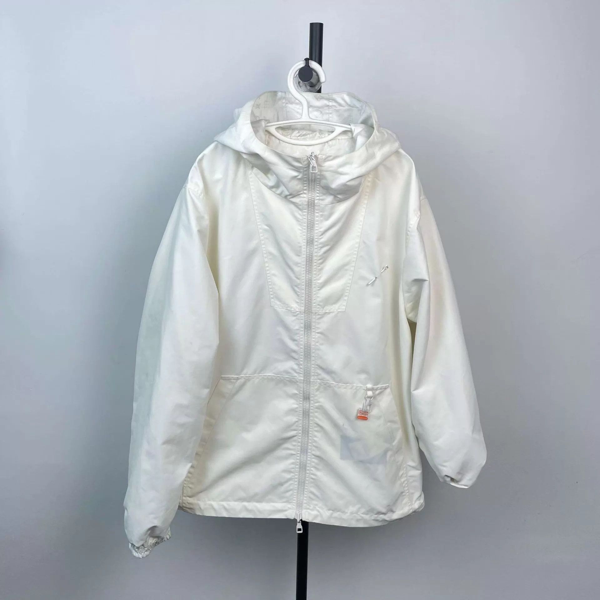 Louis Vuitton Louis Vuitton Monogram all over double-sided hooded jacket Size US XL / EU 56 / 4 - 2 Thumbnail