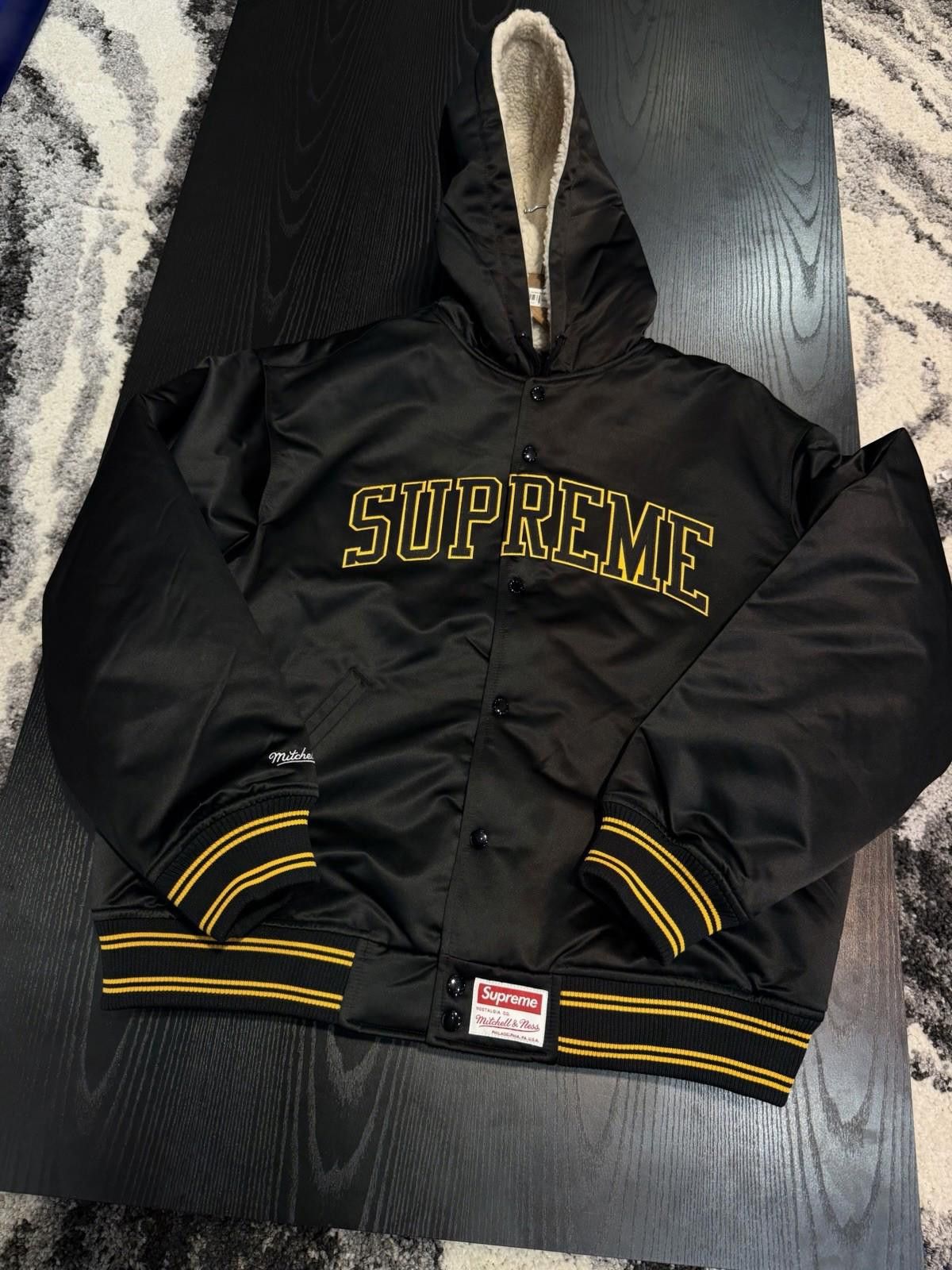 Supreme Supreme®/Mitchell & Ness® Hooded Satin Varsity Jacket Black Size US L / EU 52-54 / 3 - 2 Thumbnail