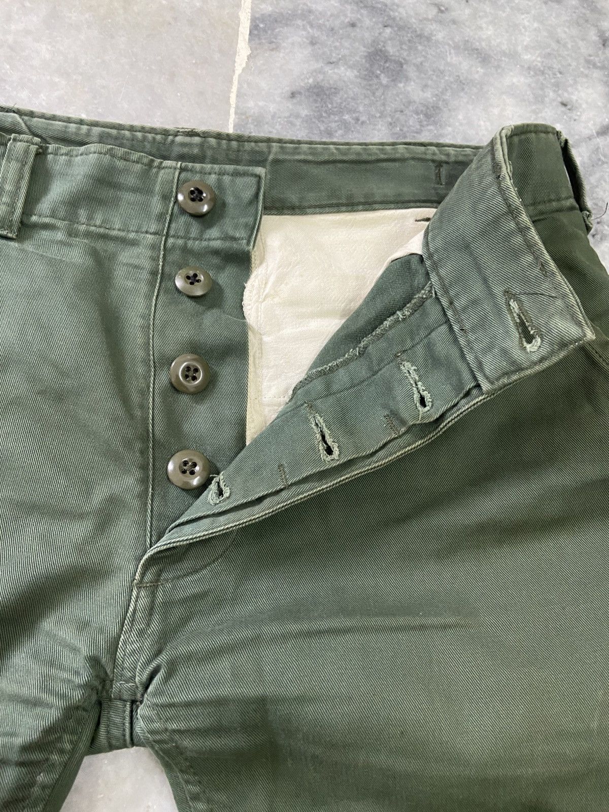 Supreme Supreme Vintage Supreme Mfg Co OG 107 Military Pants Size US 29 - 7 Thumbnail