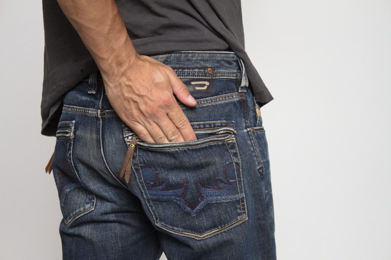 Diesel BLUE FADED DENIM RELAXED FIT PANTS BY DIESEL Size US 34 / EU 50 - 5 Thumbnail