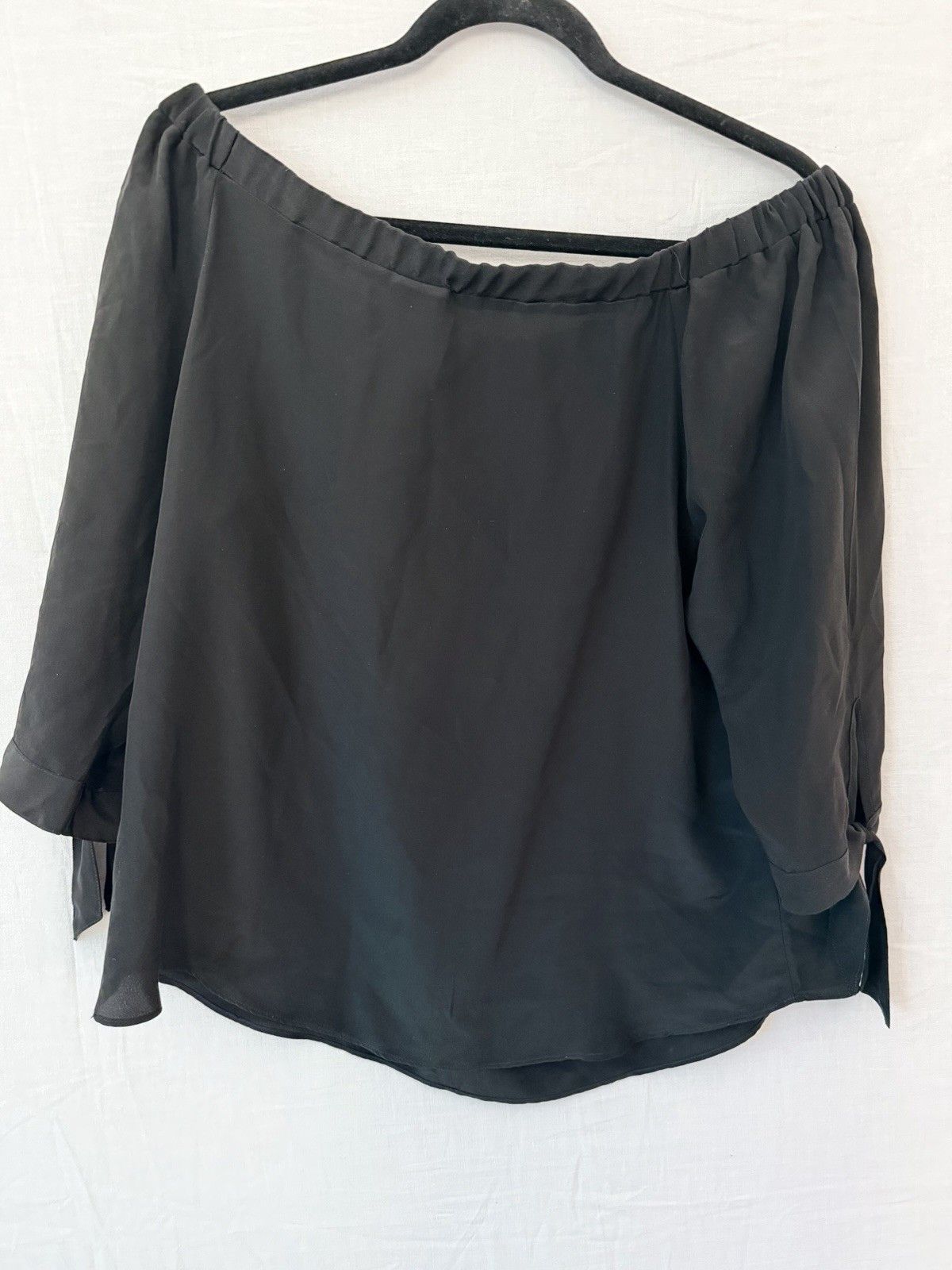 Other Anthropologie Guest Editor Silk Off Shoulder Blouse Black Size M / US 6-8 / IT 42-44 - 3 Thumbnail