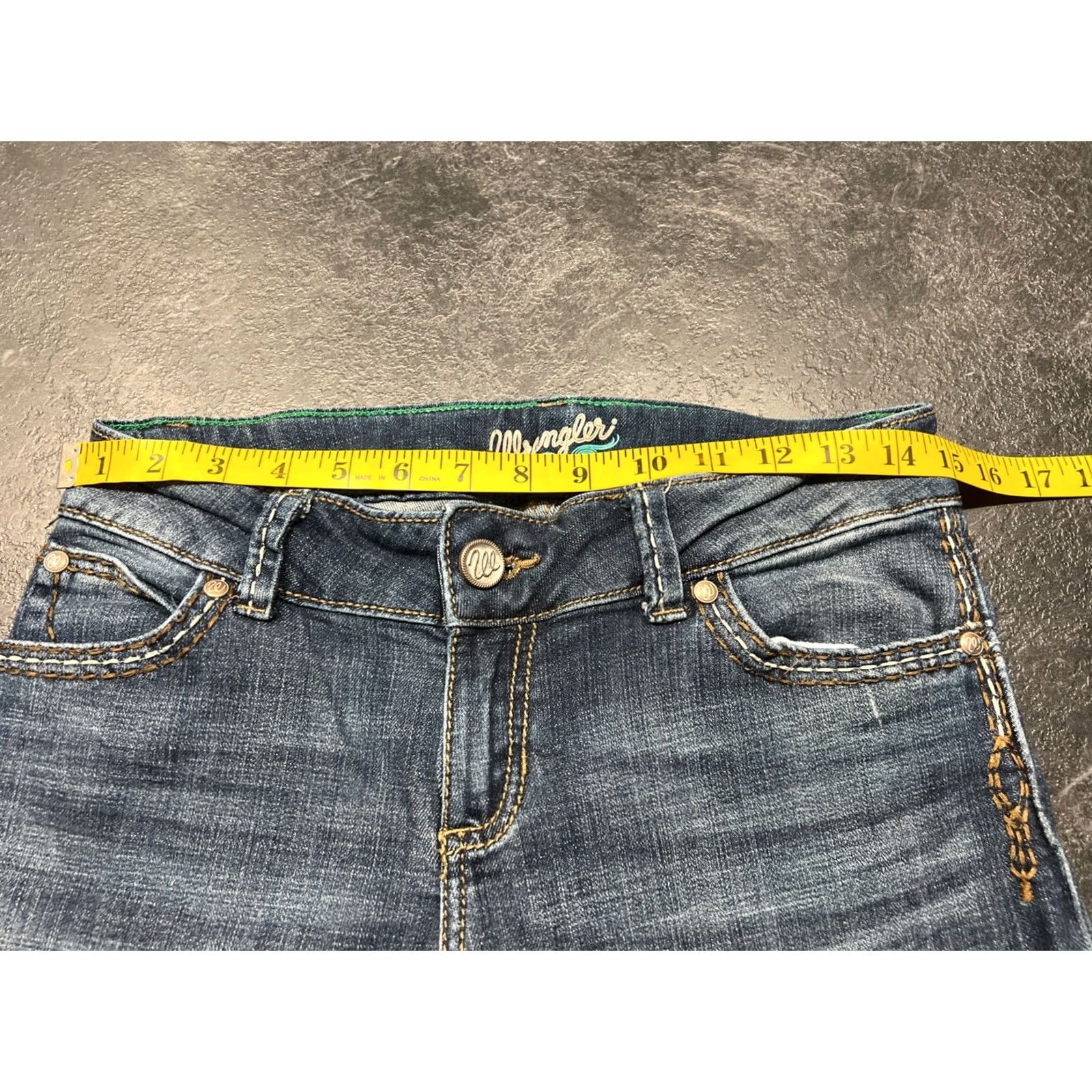 Wrangler Wrangler Jeans Bootcut Western Women 29 in 3/4 Cotton Blend Denim Embroidered Logo Flap Back Pockets Low Rise 33.5 in Inseam Booty Up Size 26" / US 2 / IT 38 - 5 Thumbnail