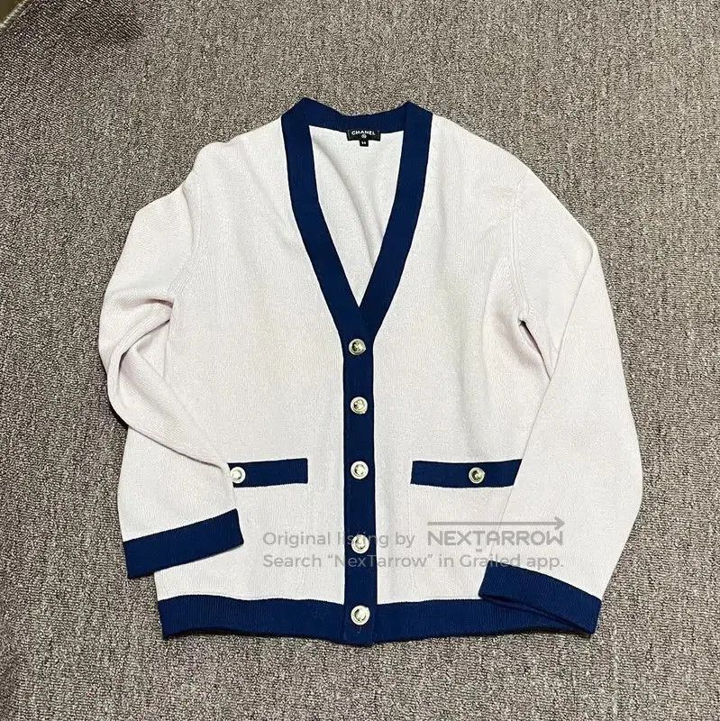 Chanel Chanel Light Pink Cashmere Cardigan for Women . Size XS / US 0-2 / IT 36-38 - 1 Thumbnail