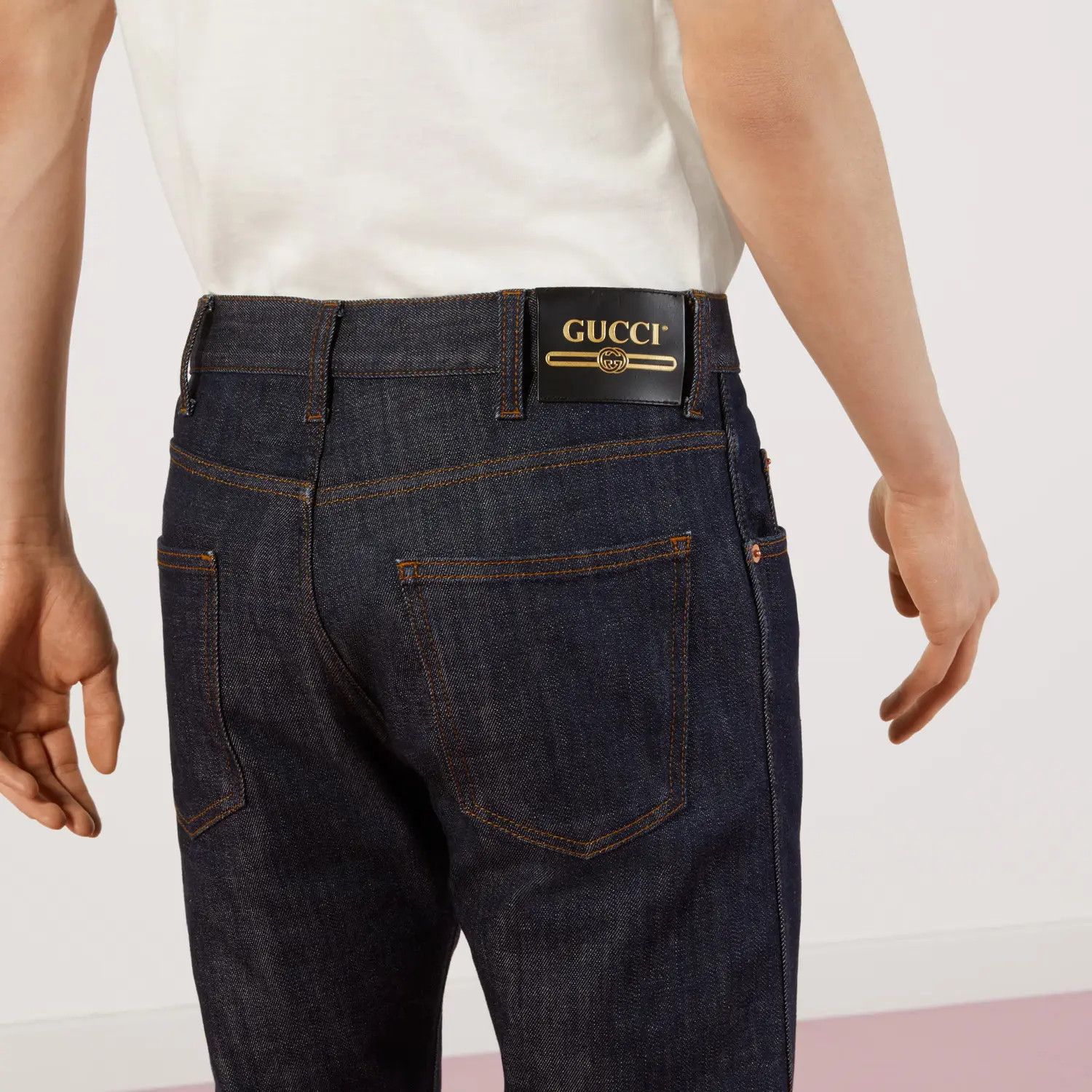 Gucci o1mt1gz0725 Tapered Washed Jeans in Navy Size US 33 - 7 Thumbnail
