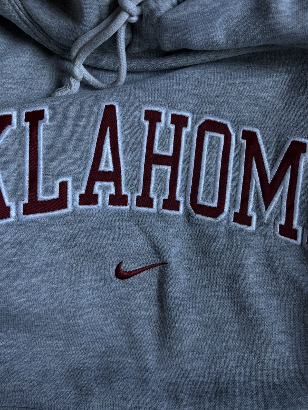 Nike Vintage Nike Oklahoma Big Logo Swoosh Boxy Fit Hoodie Size US L / EU 52-54 / 3 - 7 Thumbnail