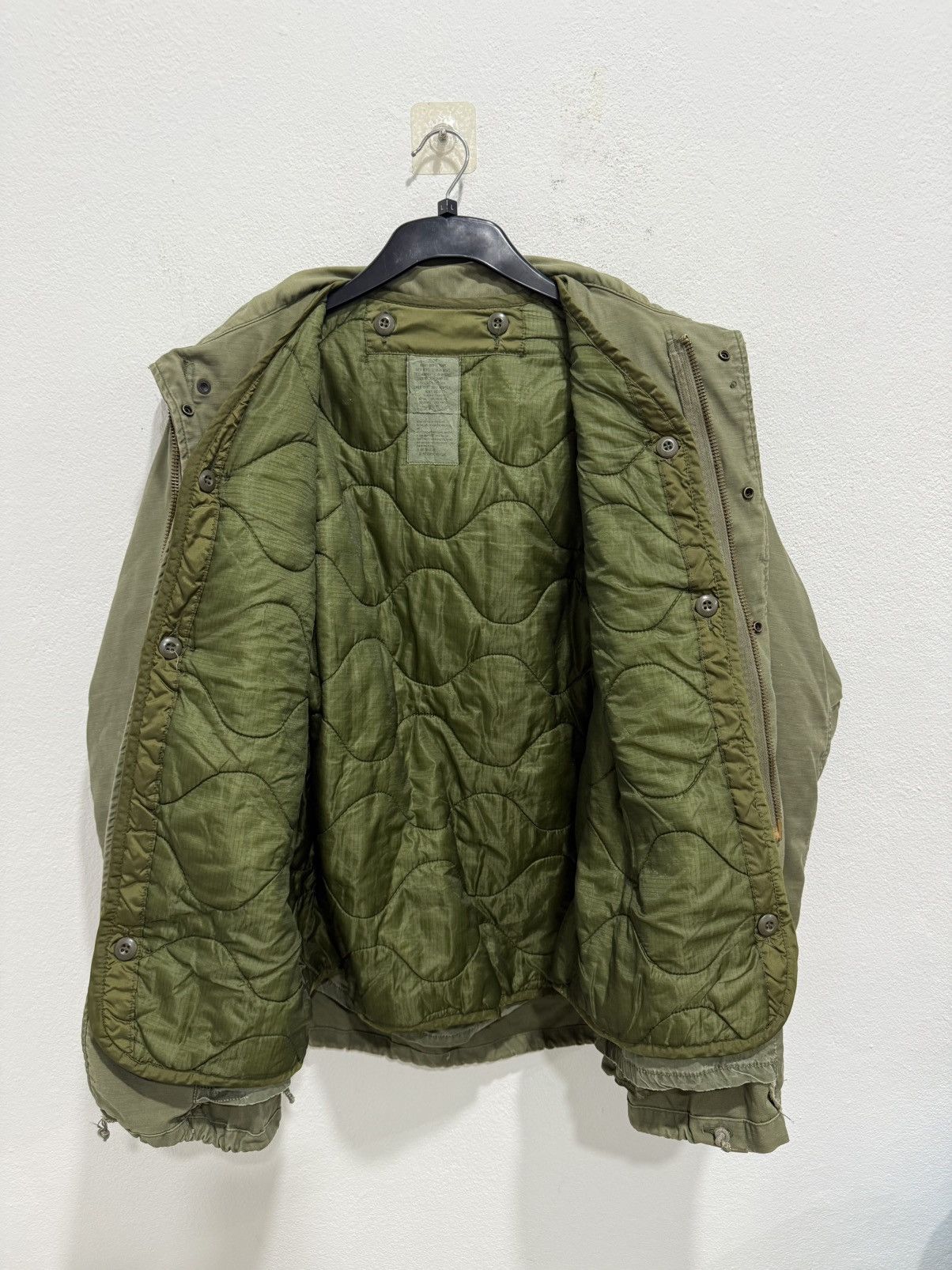 Buzz Rickson's VINTAGE M65 FIELD JACKET ROBERT DE NIRO STYLE TAXI DRIVER Size US M / EU 48-50 / 2 - 10 Thumbnail