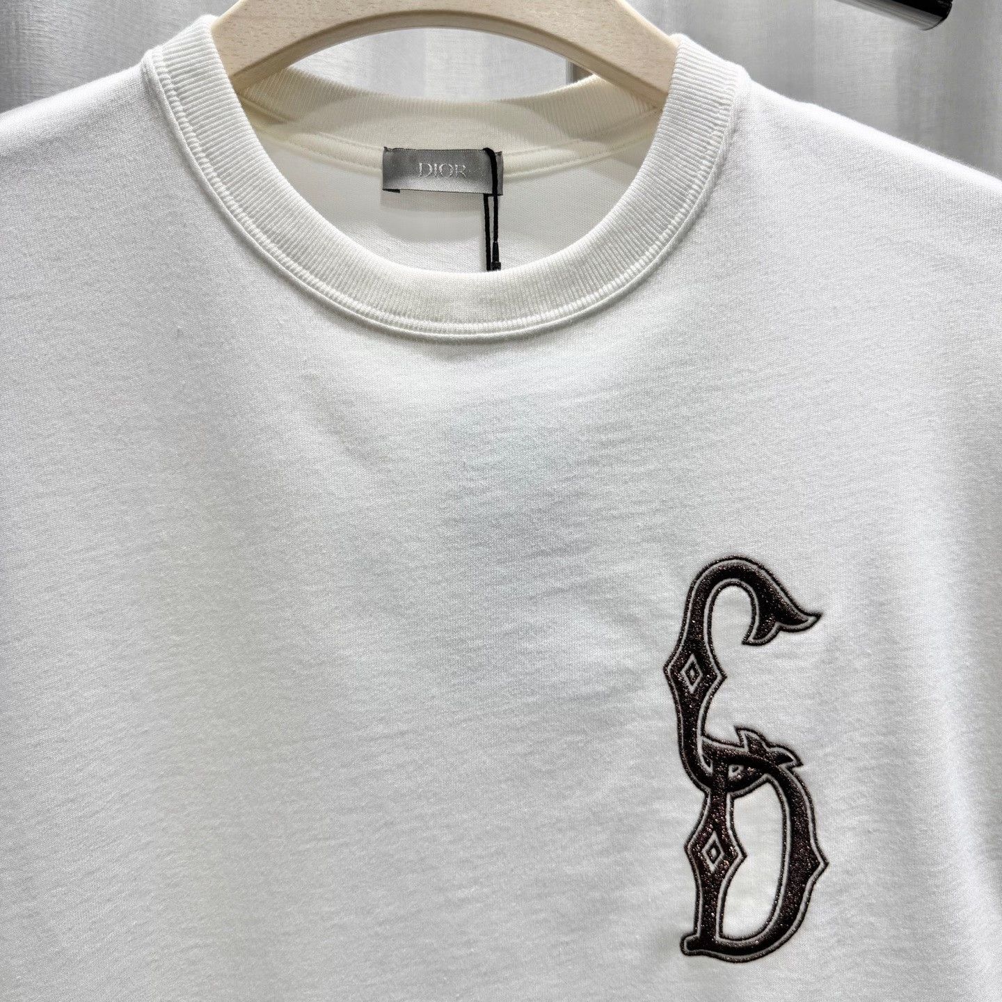 Dior DIOR S Glitter CD Embroidered Short Sleeve T-shirt Size US S / EU 44-46 / 1 - 3 Thumbnail