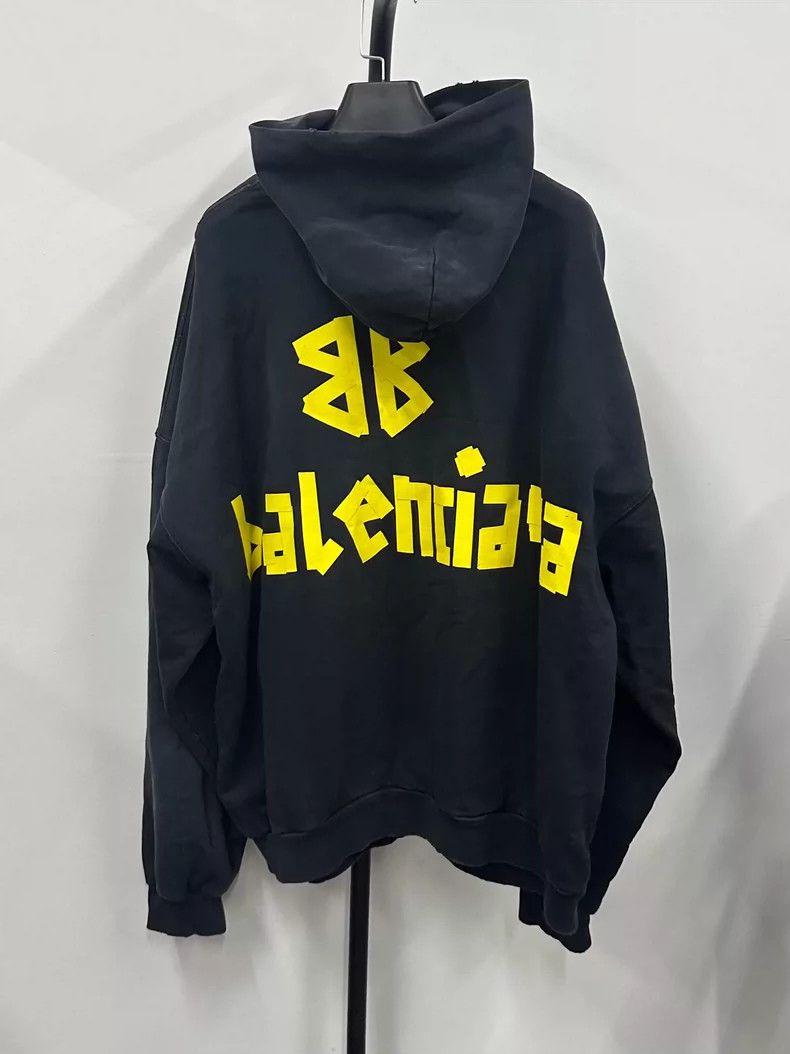 Balenciaga Balenciaga size 2 Logo monogrammed hooded sweatshirt Size US S / EU 44-46 / 1 - 2 Thumbnail