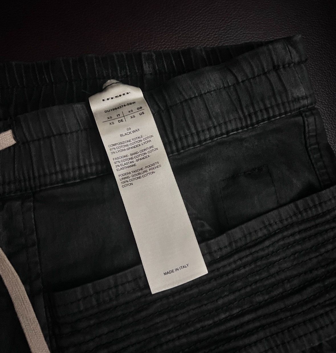 Rick Owens Rick owens size xs Thick wax double-loop shorts 2504-Nextar Size US 28 / EU 44 - 6 Thumbnail