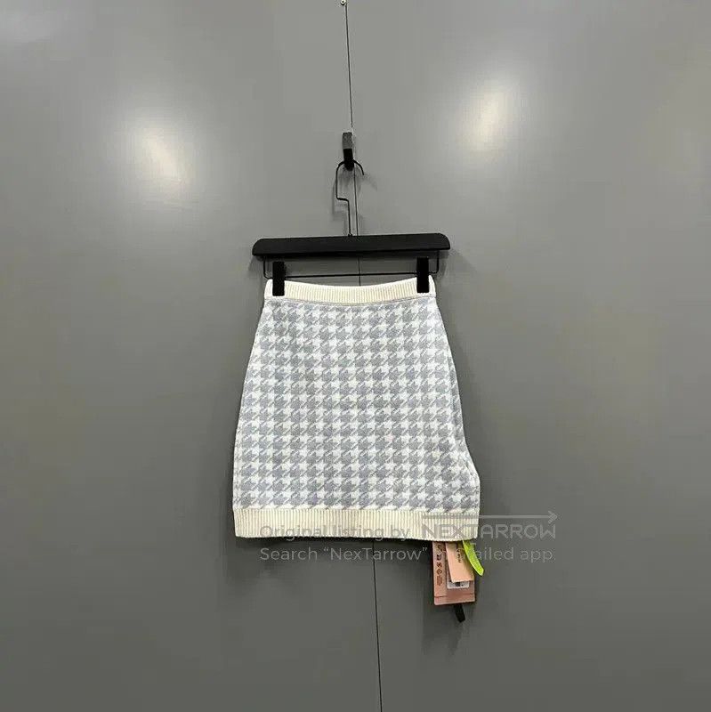 Miu Miu Miu Miu Blue Wool Short Skirt for Women . Size 26" / US 2 / IT 38 - 2 Thumbnail