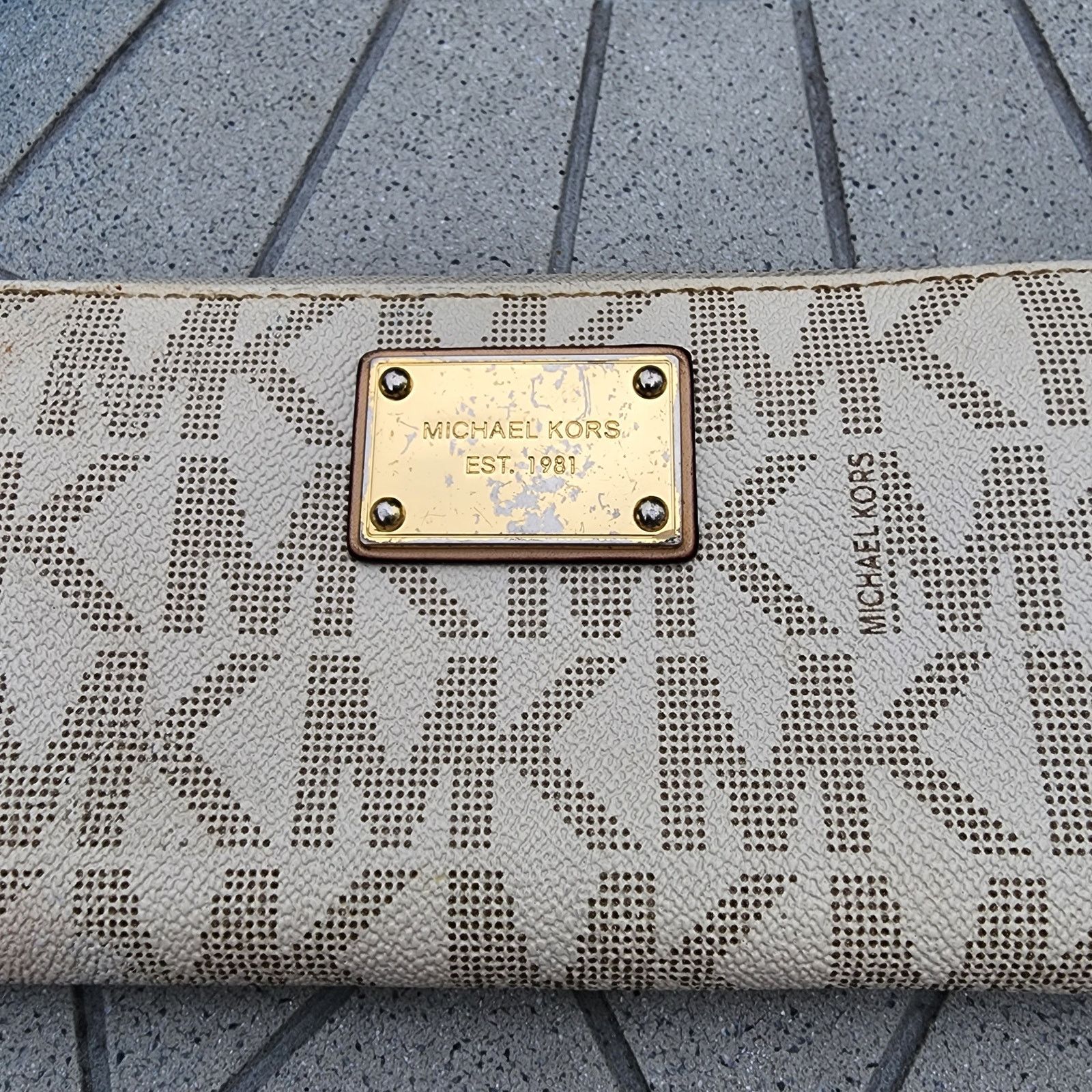 Michael Kors Michael Kors Monogram Jet Set Zip Coated Canvas Wallet Size ONE SIZE - 2 Thumbnail