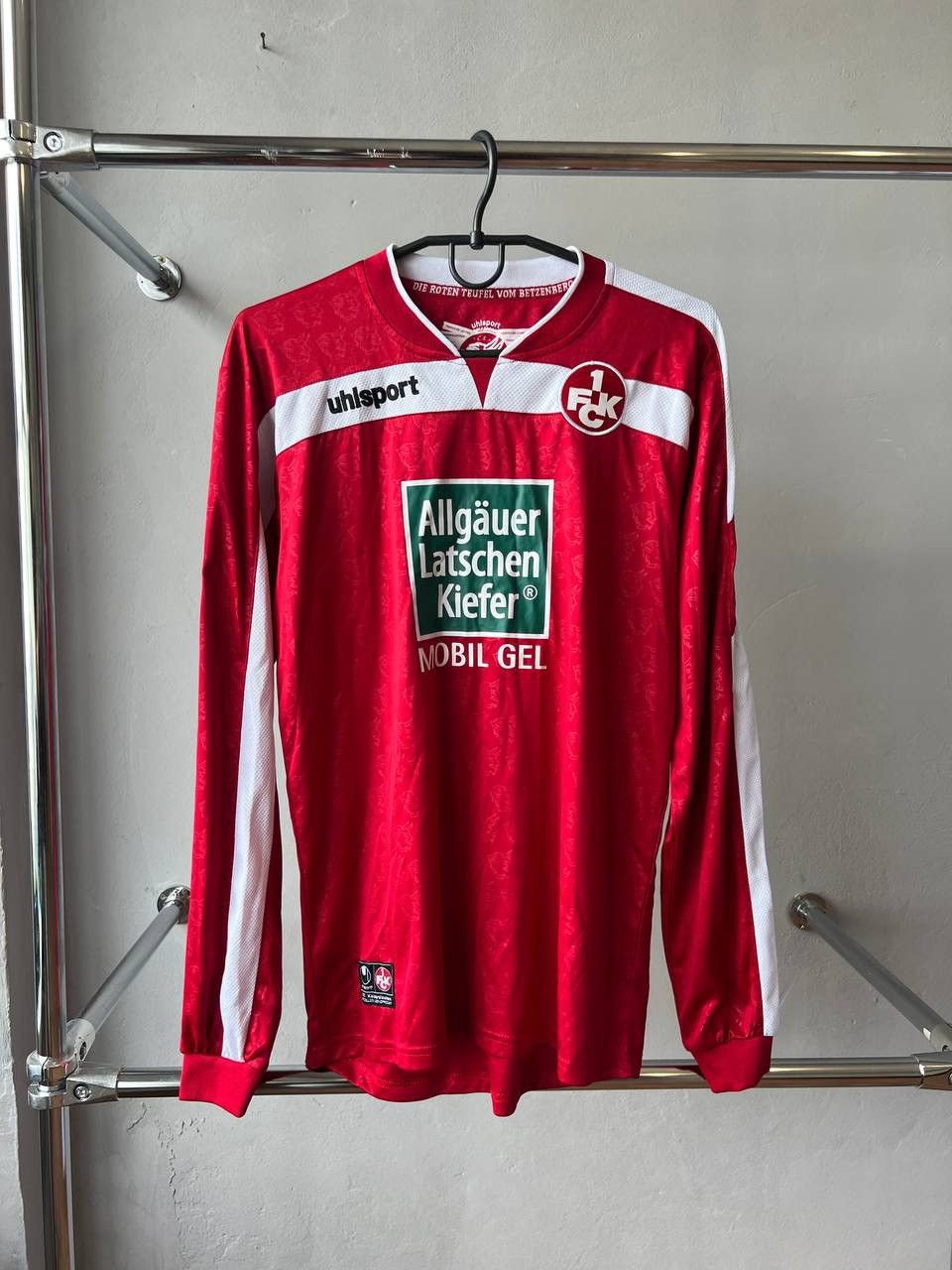 Sports Specialties 2013/14 FC KAISERSLAUTERN HOME SOCCER FOOTBALL JERSEY S Size US S / EU 44-46 / 1 - 2 Thumbnail