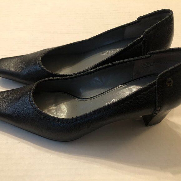 Etienne Aigner Etienne Aigner women's leather pump shoes size: 5 1/2M Size US 5.5 / IT 35.5 - 3 Thumbnail