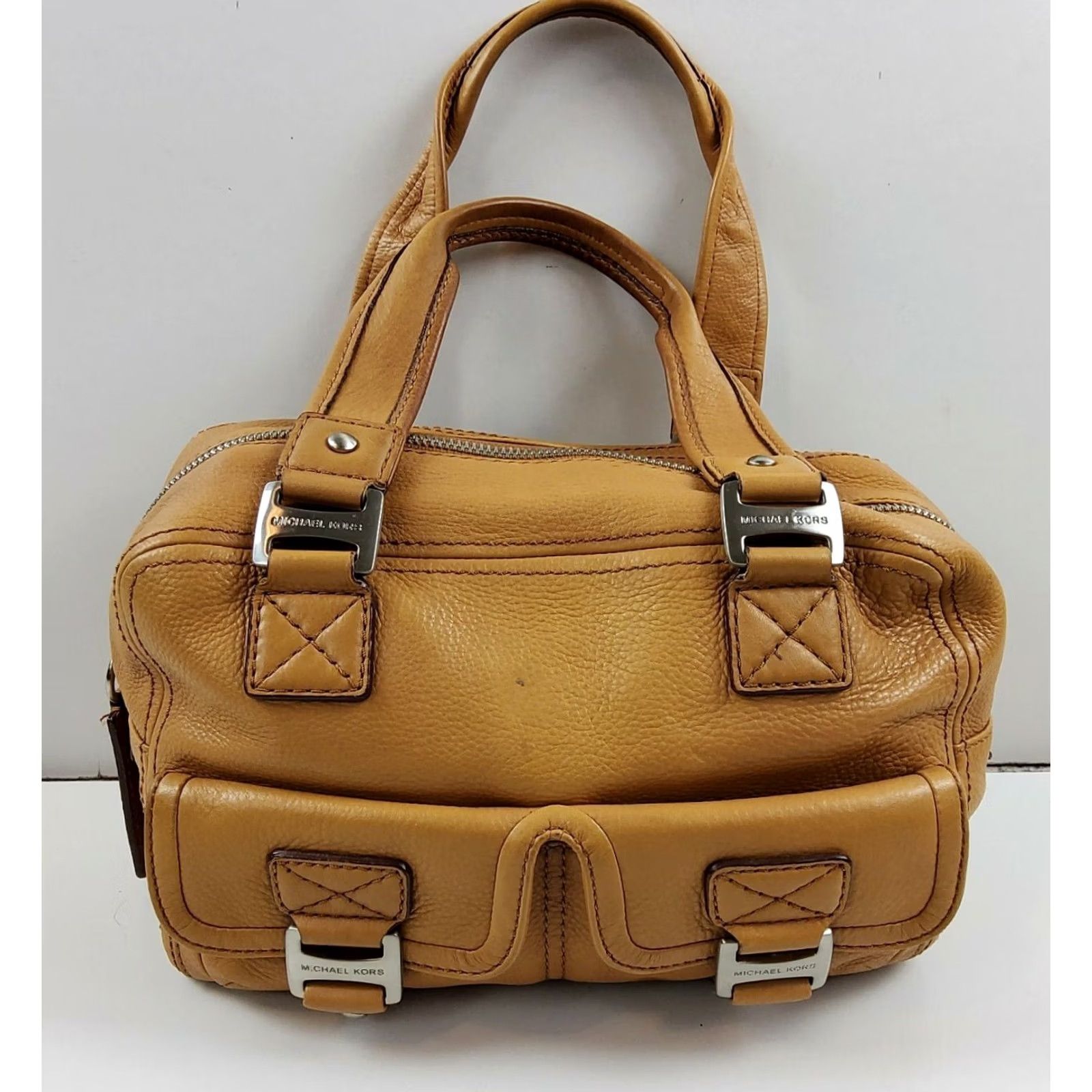 Michael Kors Michael Kors Leather Barrel Satchel Handbag Purse Tan Womens Medium Brown Leather Zip Closure Satchel Purse Size ONE SIZE - 4 Thumbnail