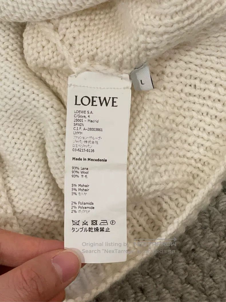 Loewe LOEWE Ivory Black Peacock Embroidered Cashmere Round Neck Size L / US 10 / IT 46 - 5 Thumbnail