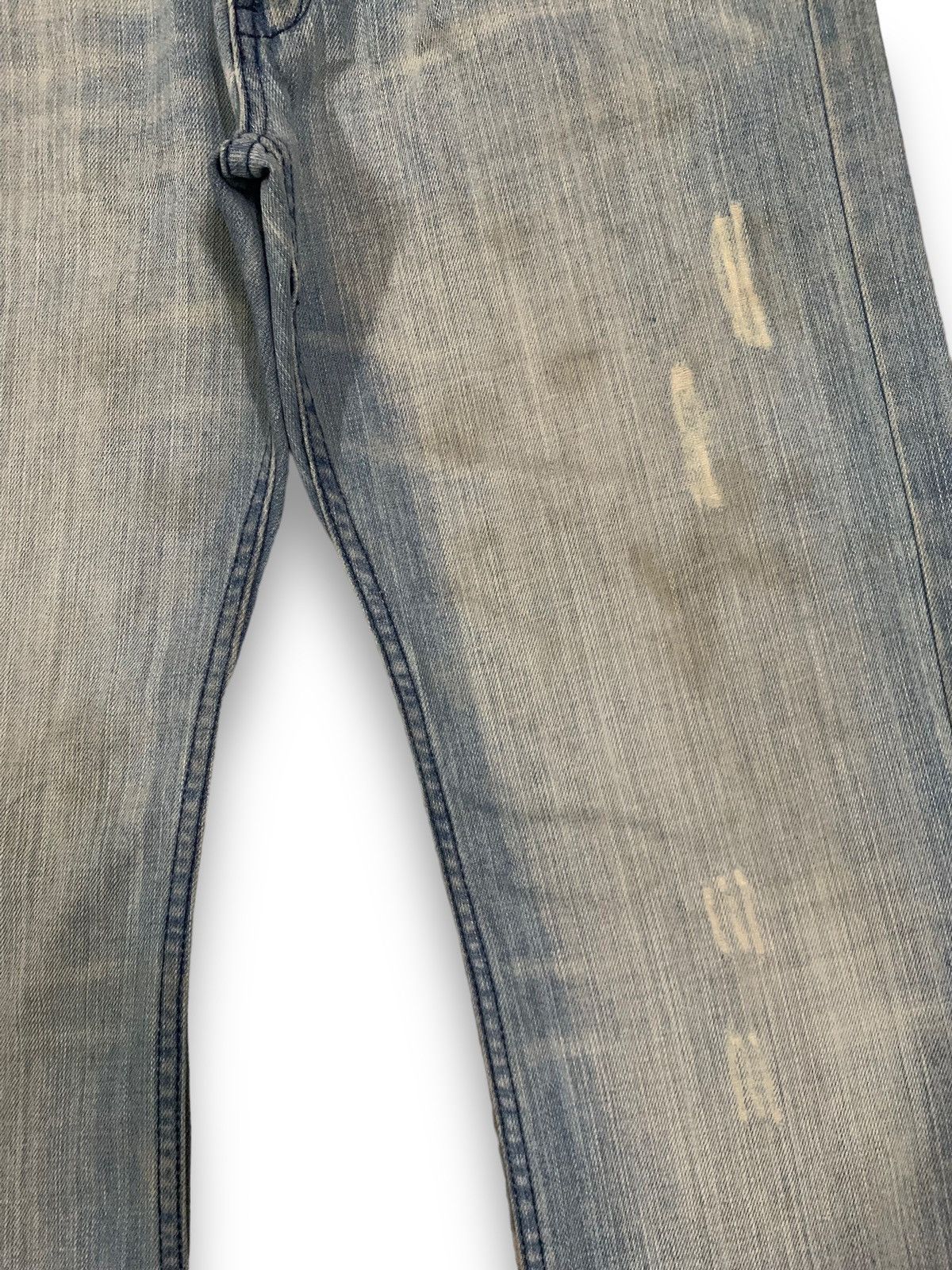Giorgio Armani Vintage Giorgio Armani Mud Washed Clawmark Distressed Jeans Size US 31 - 7 Thumbnail