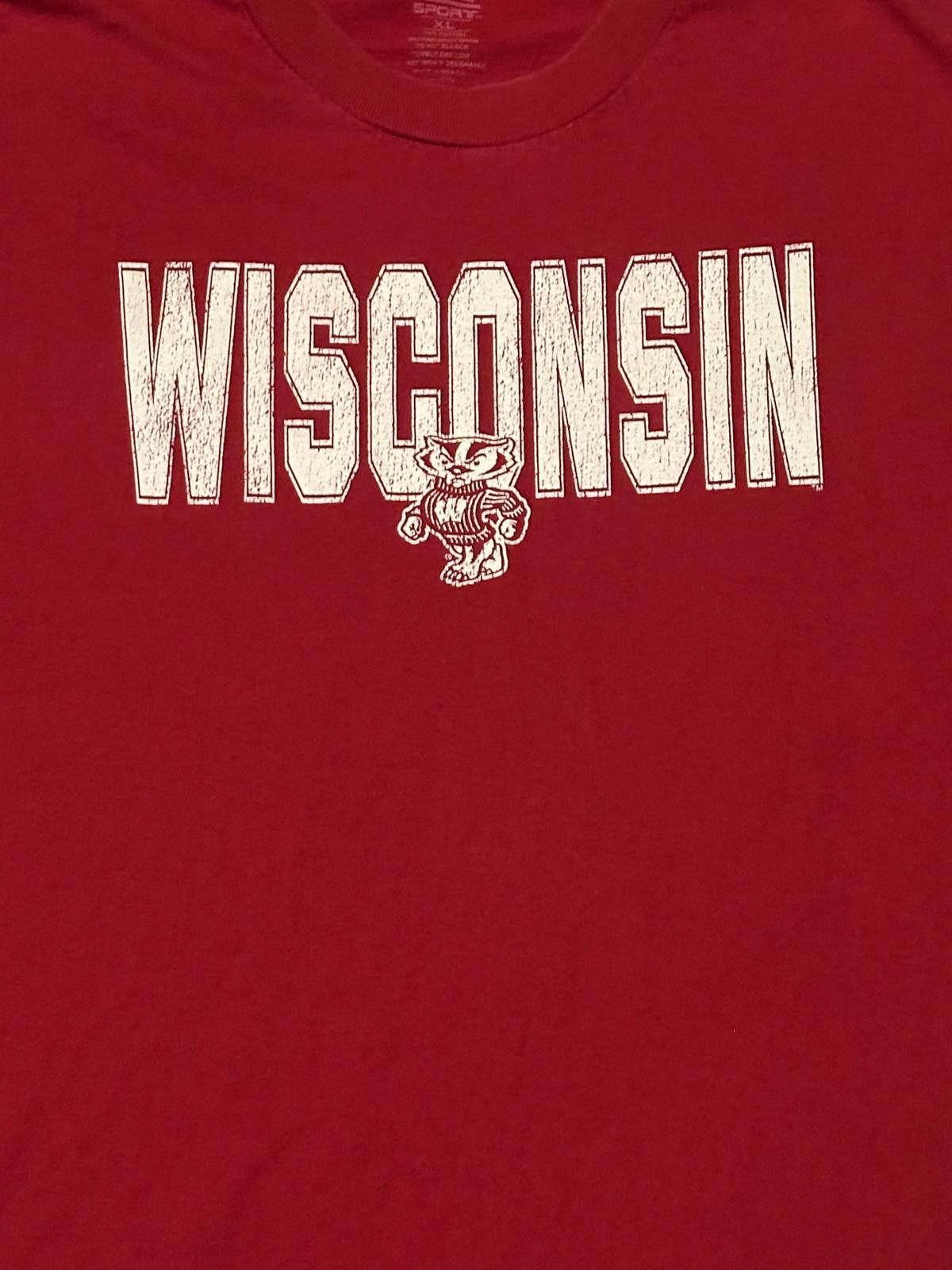 Other Vintage 90s Sport-Tek Wisconsin Red Graphic T-Shirt Size ONE SIZE - 3 Thumbnail