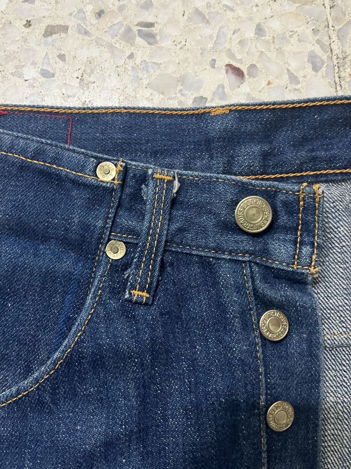 Levi's ARCHIVE Levi's RED 1st Gen 2000 Twisted Leg Denim Size US 30 / EU 46 - 9 Thumbnail