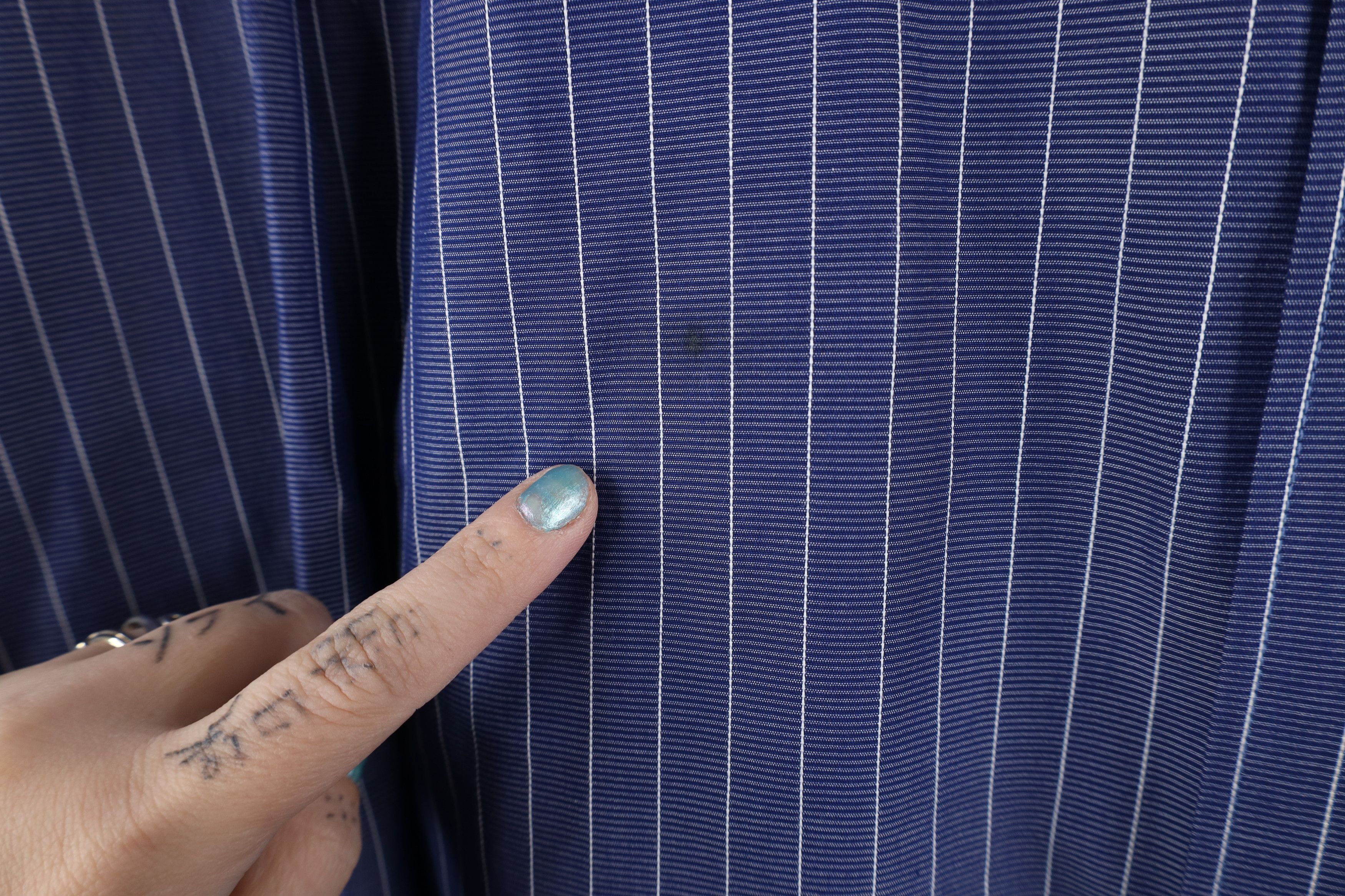 UNTUCKit × Vintage Untuckit Pinstriped Relaxed Fit Collared Button Shirt Size US XXL / EU 58 / 5 - 5 Thumbnail