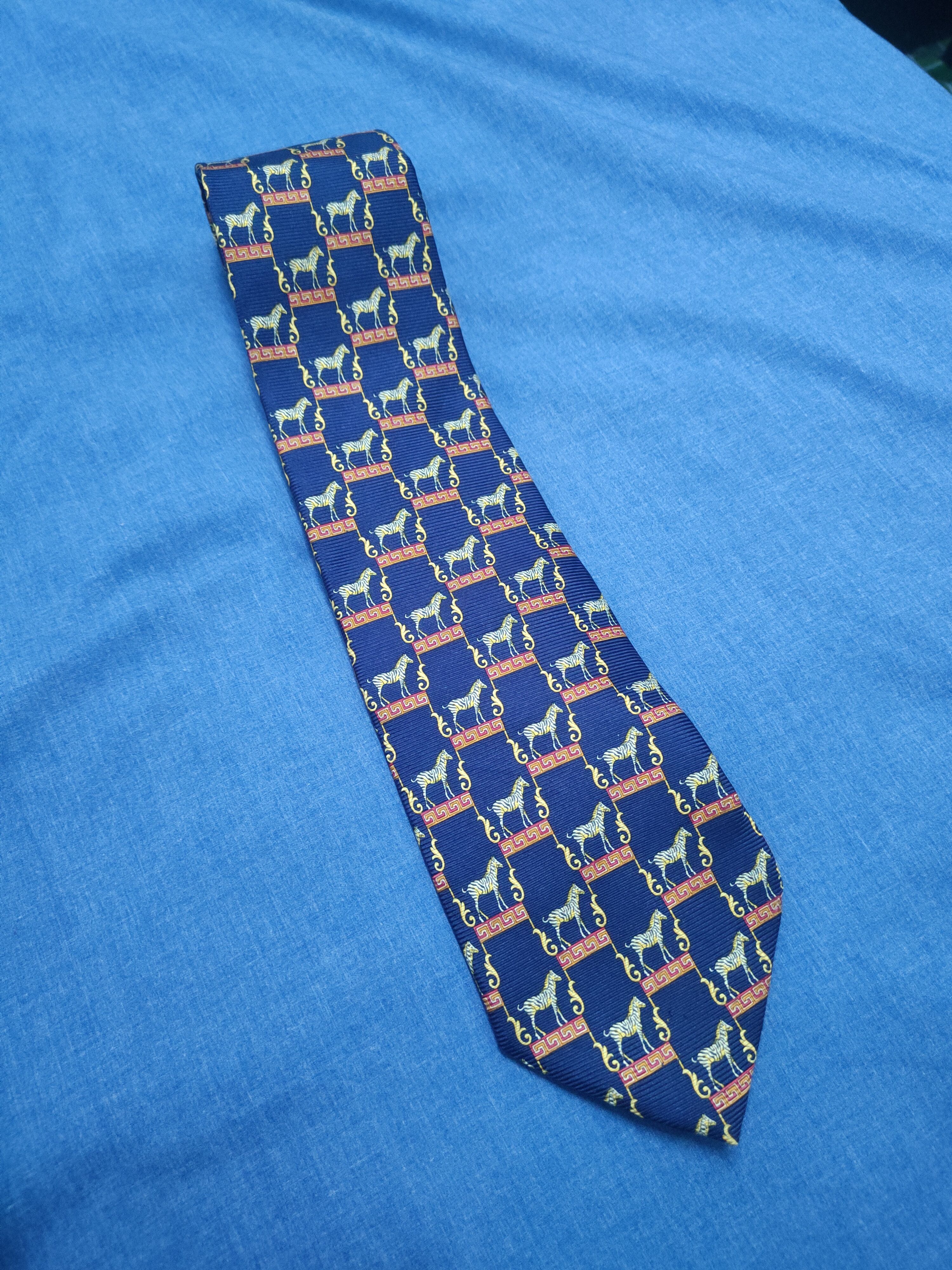 Versace × Vintage Versace silk Navy Zebra Ties #W1975 Size ONE SIZE - 1 Thumbnail