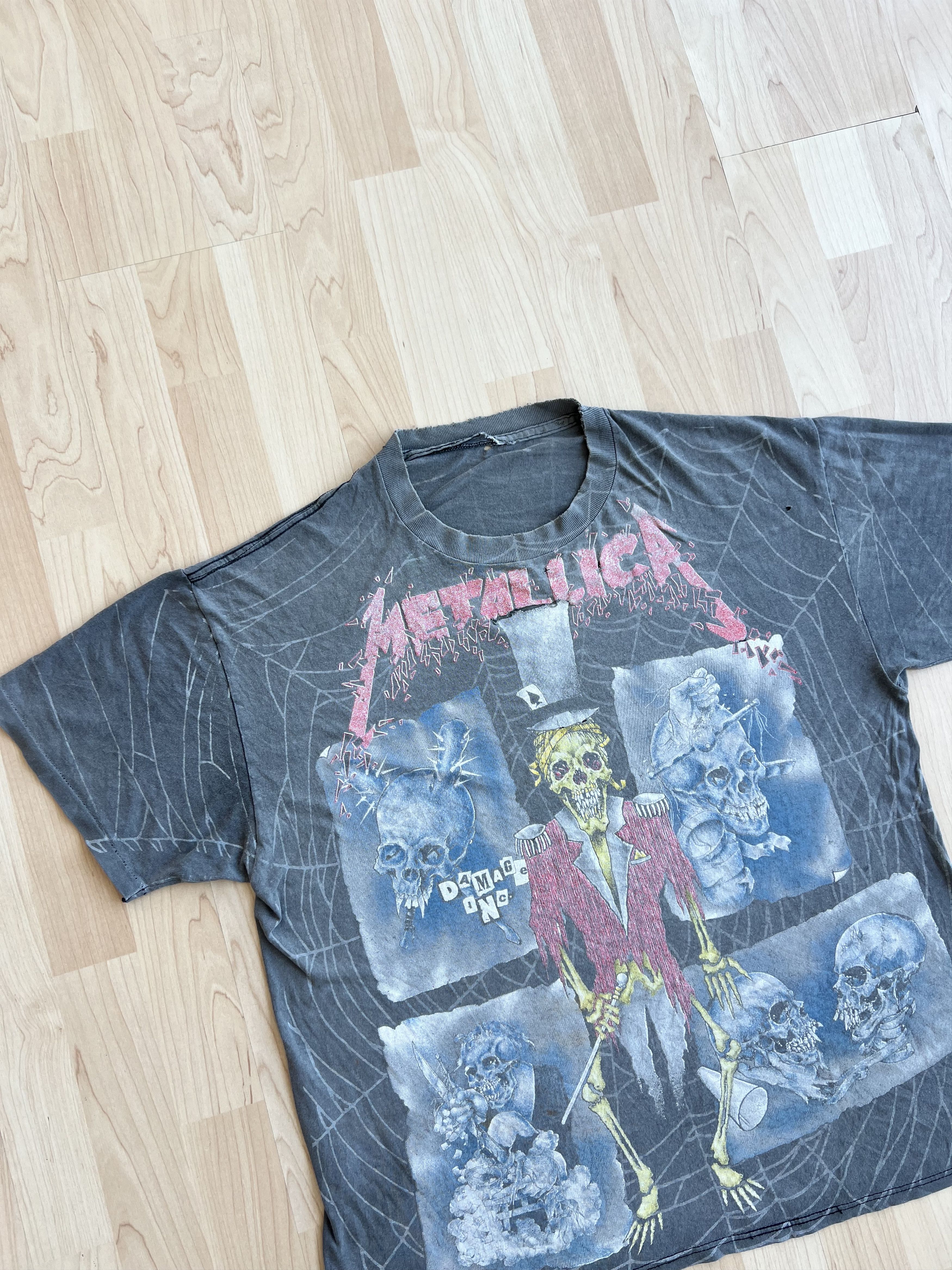 Metallica Vintage Metallica Ringmaster AOP 1992 Size US L / EU 52-54 / 3 - 3 Thumbnail
