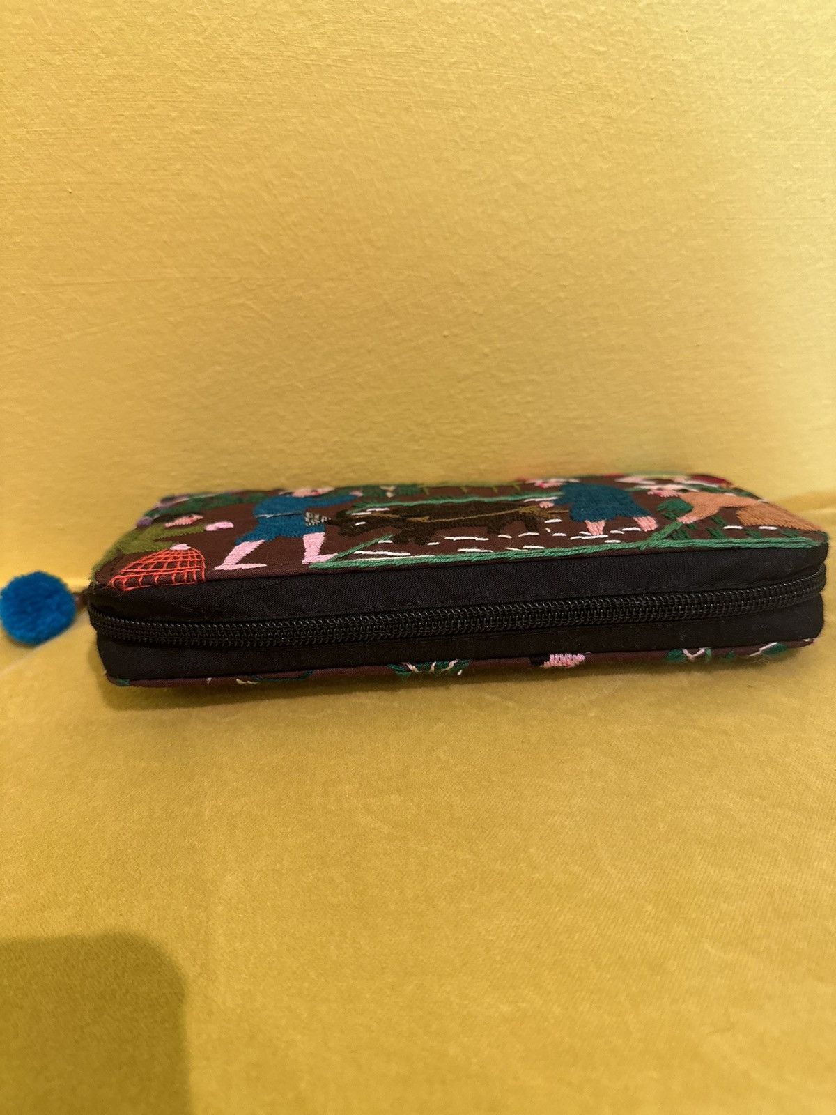 Other Colorful Embroidered Wallet Size ONE SIZE - 5 Thumbnail