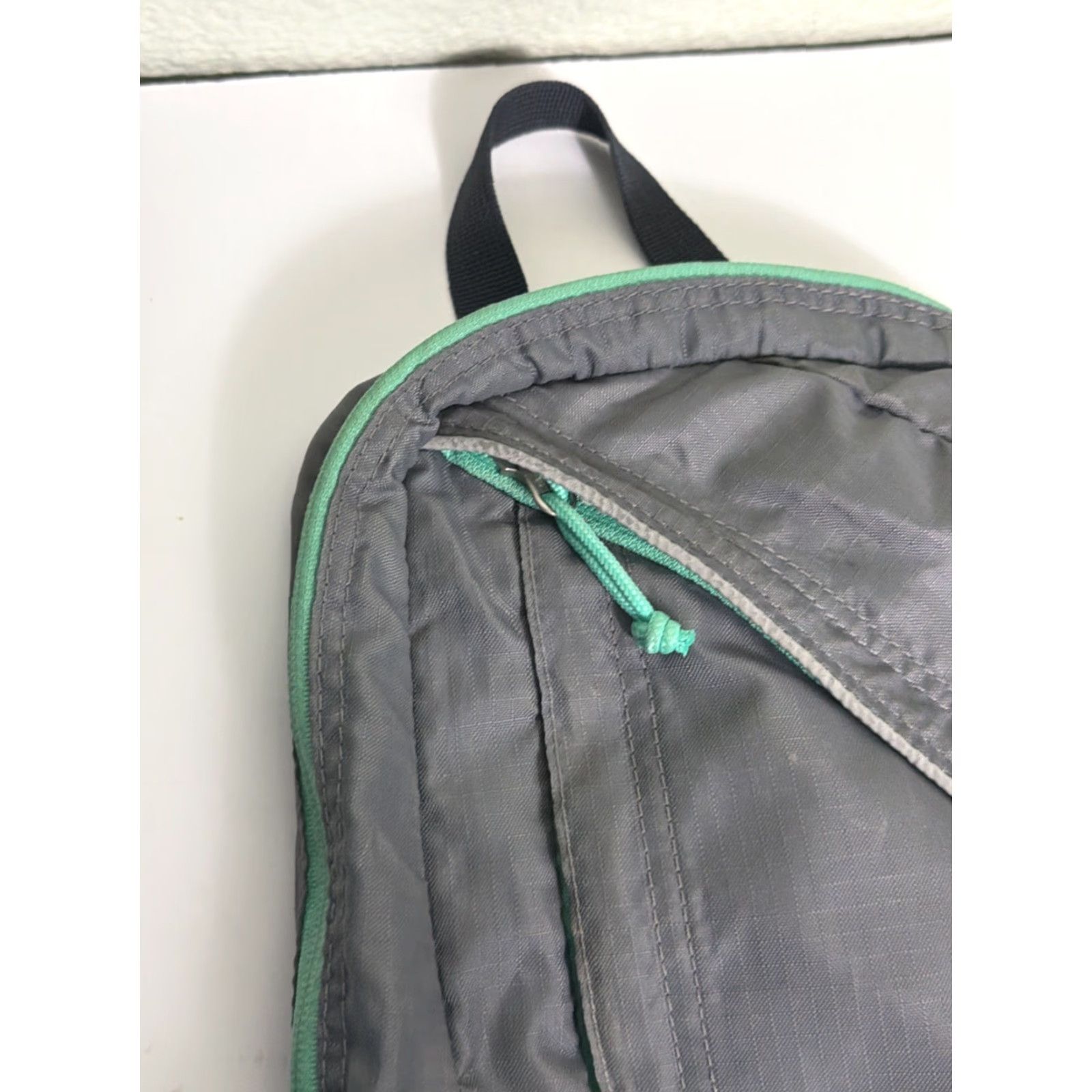 Eddie Bauer VINTAGE Eddie Bauer Sling Bag Messenger Bag Gray Green 10L 13x9x3 Men Medium Size ONE SIZE - 5 Thumbnail
