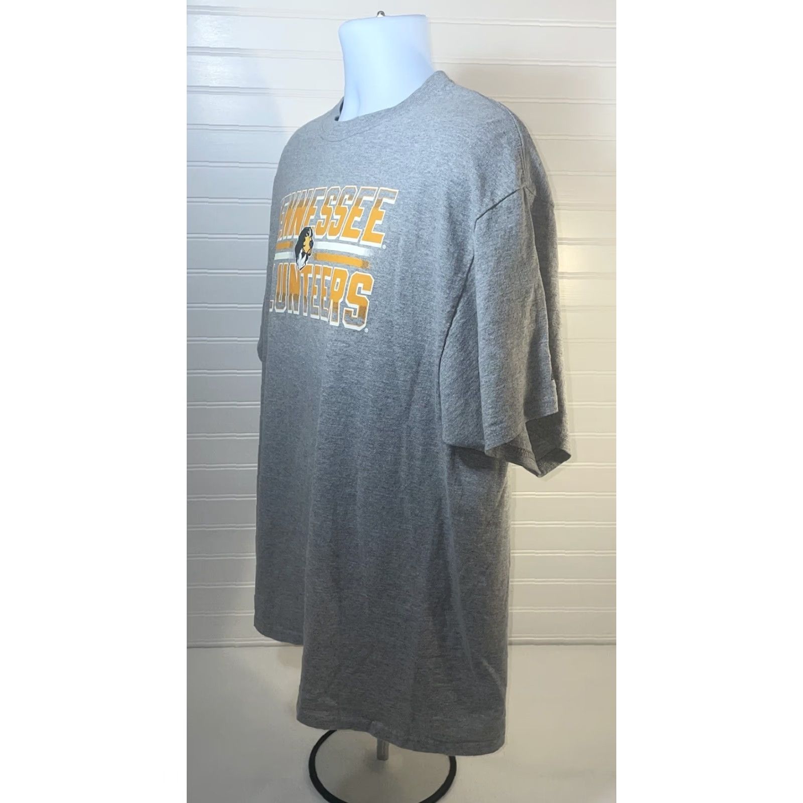 Vintage VINTAGE University Of Tennessee Volunteers Smokey Mascot Shirt Men XL Gray Russell Tag Size US XL / EU 56 / 4 - 4 Thumbnail