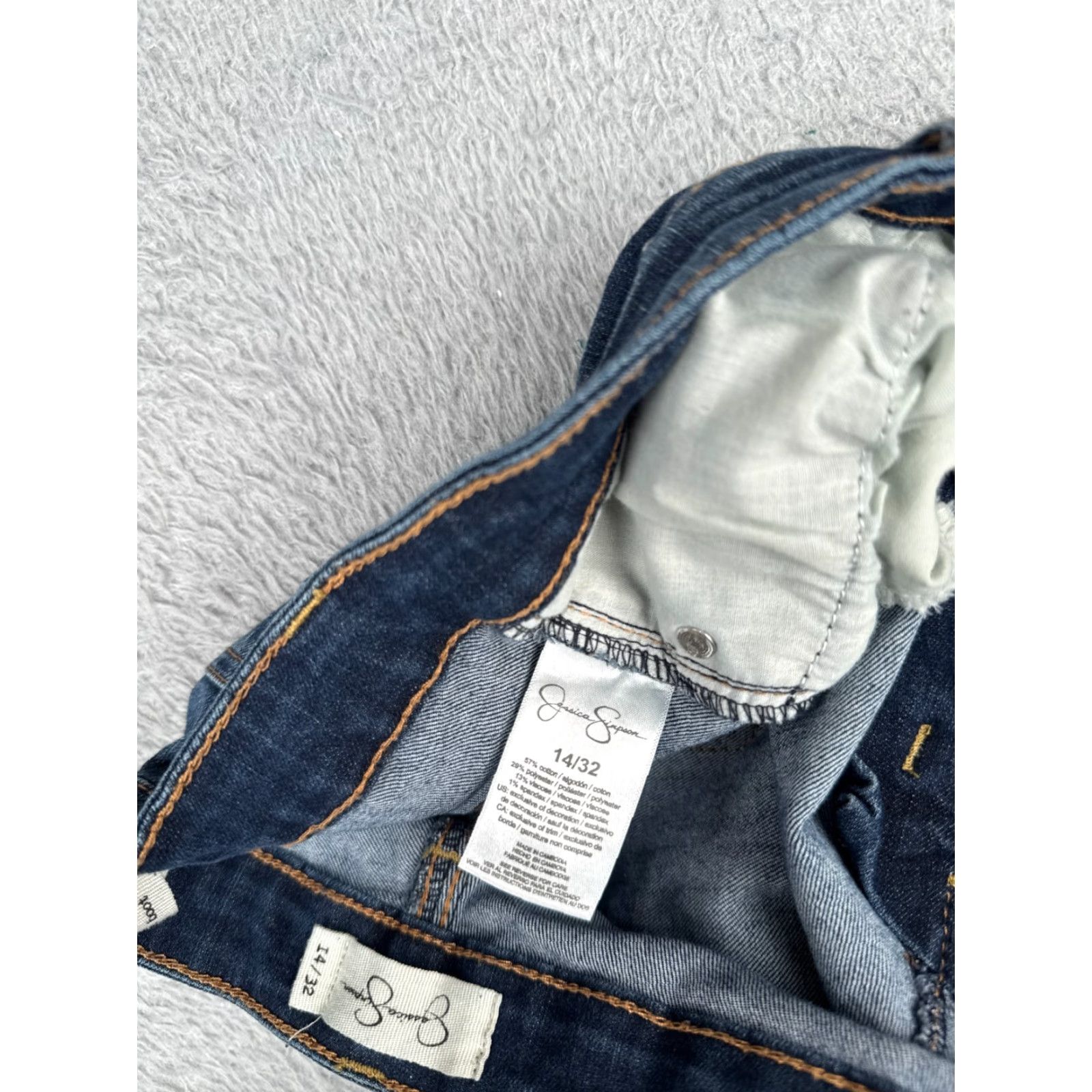 Jessica Simpson Jessica Simpson Jeans Women 14 Blue Denim Flared High Rise 34x31 Cotton Blend 5-Pocket Design Regular Stretch Size 36" / US 14 / IT 50 - 7 Thumbnail