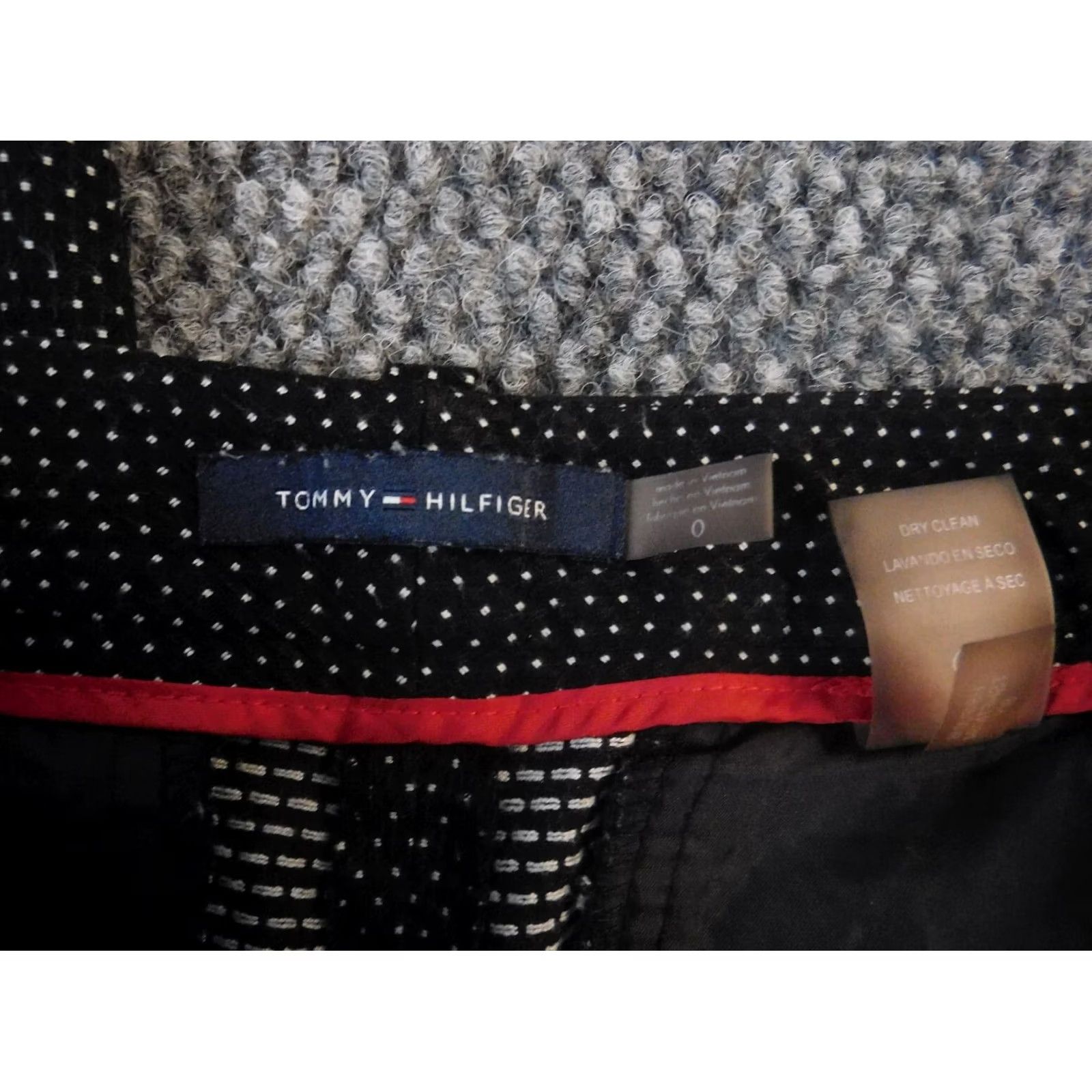 Tommy Hilfiger Tommy Hilfiger Womens Pants 0 Black Straight Pants Womens Regular Slimming Stretch Chino 32in Inseam Dark Size 25" / US 0 / IT 36 - 3 Thumbnail