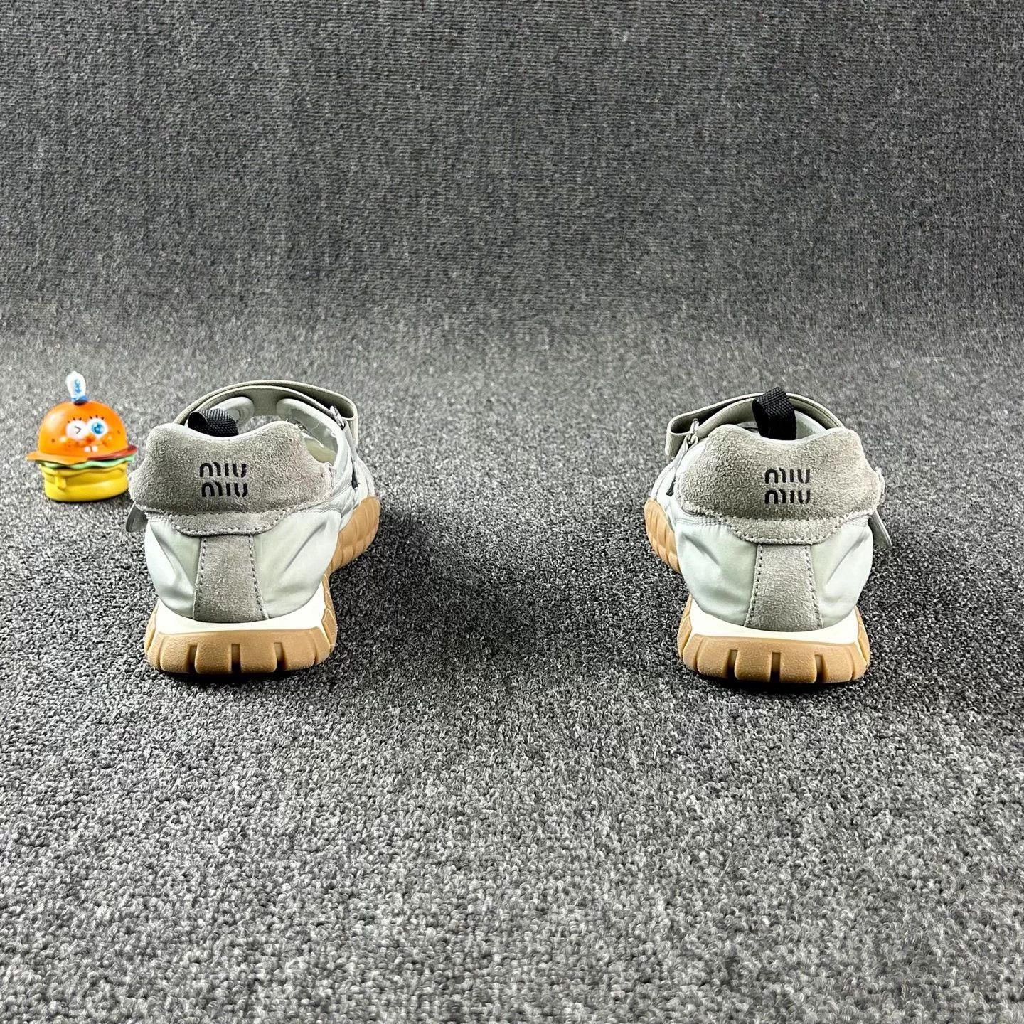 Miu Miu MIU MIU 25ss Round Toe Mary Janes 37.5 Logo Velcro Strap Size US 7.5 / IT 37.5 - 5 Thumbnail