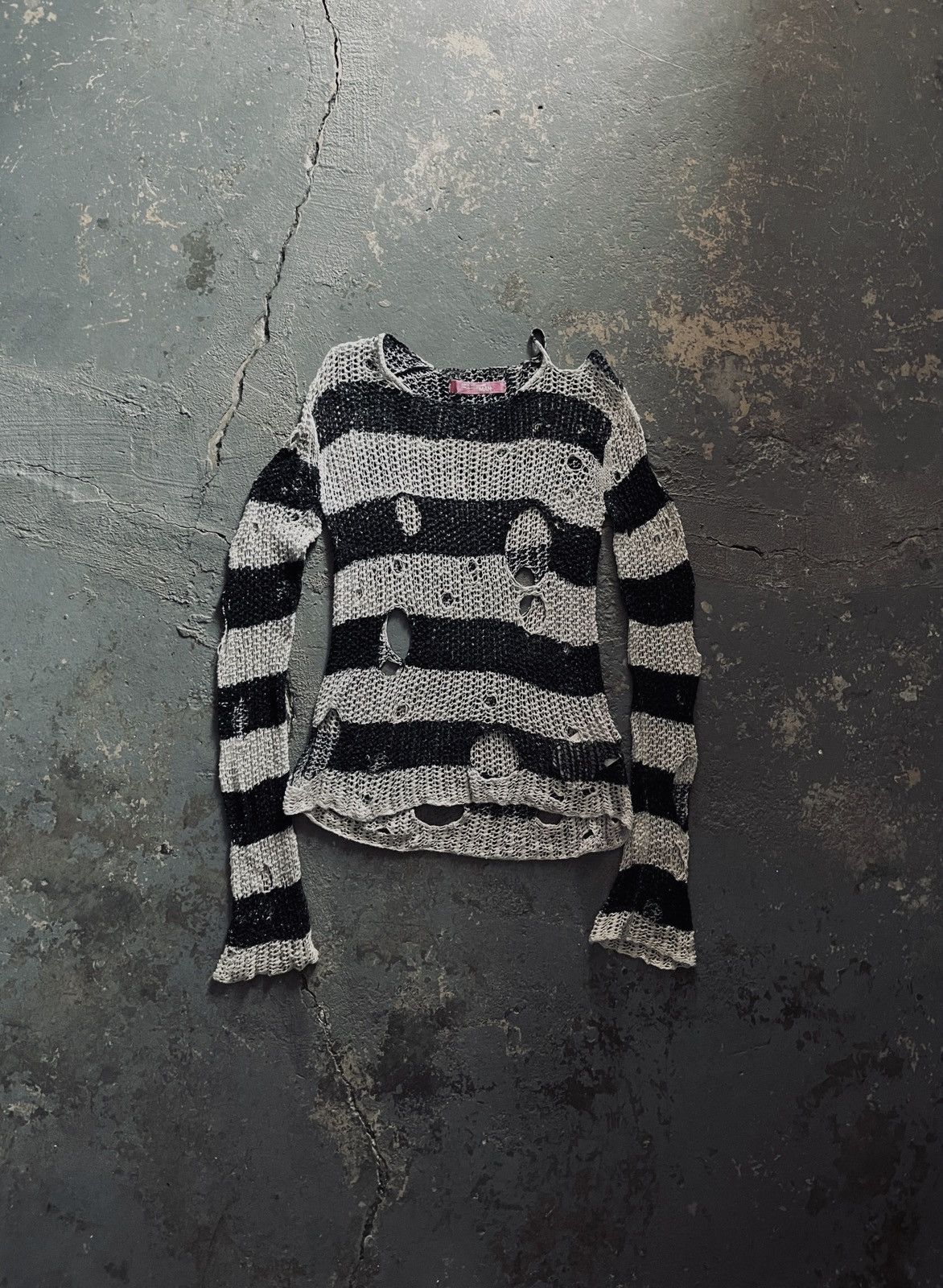 Junya Watanabe AW02 Distressed Striped Sweater Size US S / EU 44-46 / 1 - 1 Thumbnail