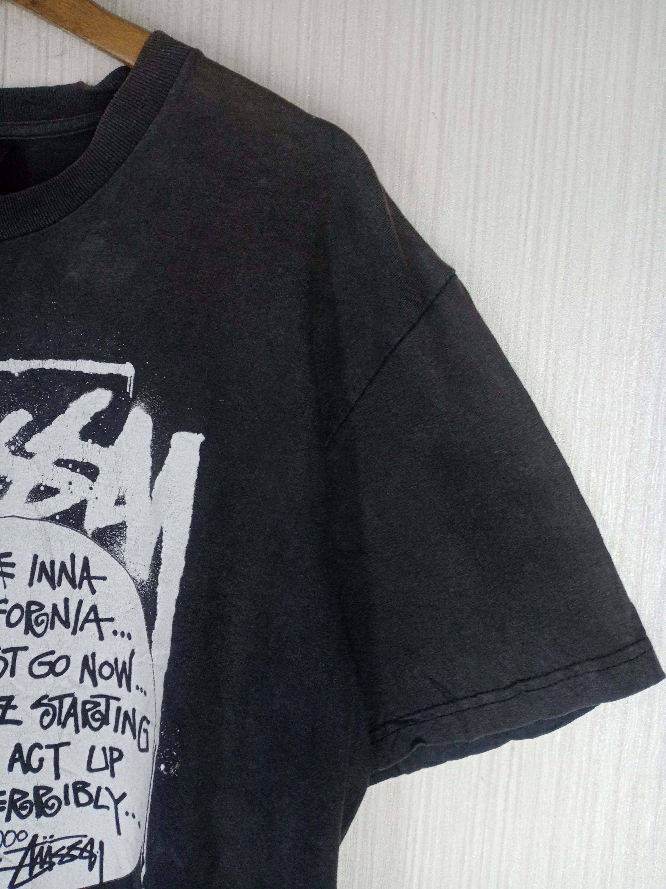Stussy Rare Vintage Stussy Distressed Tshirt Size US L / EU 52-54 / 3 - 6 Thumbnail