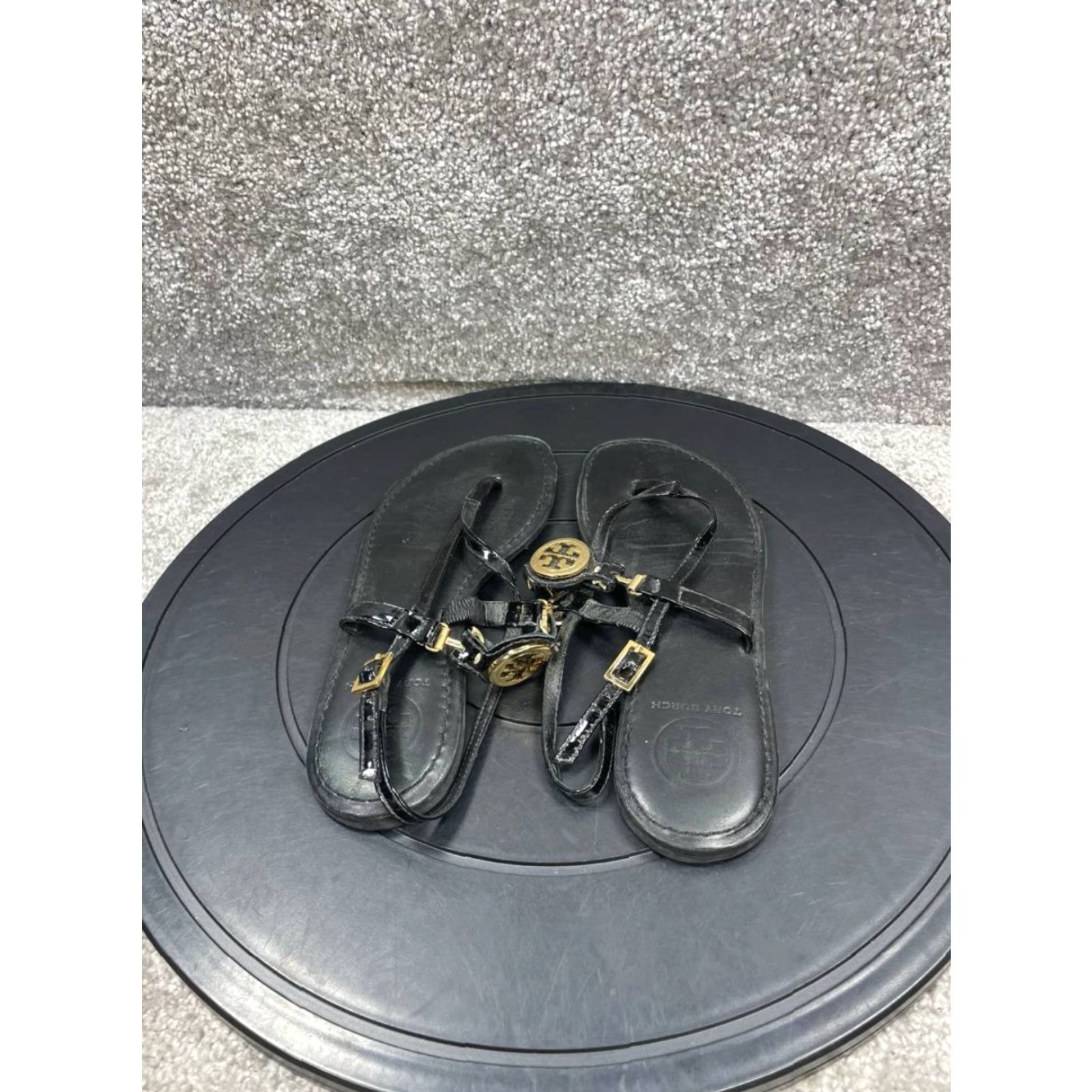 Tory Burch Tory Burch Sandals Womens Dillan Black Leather Adjustable Strap Thong M UK 4.5 US 6.5 EU 37 Pattern: Solid Closure: Buckle Size US 5 / IT 35 - 6 Thumbnail