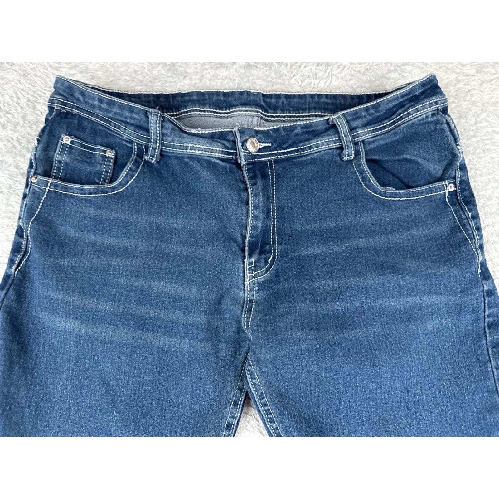 Denime Women Jeans Bootcut Denim 34x31 Mid Rise Blue Embroidered Feathers 34 Waist 34 Inseam Cotton Blend Cowboy Southwestern Casual Mens? Size 24" / US 00 / IT 34 - 4 Thumbnail