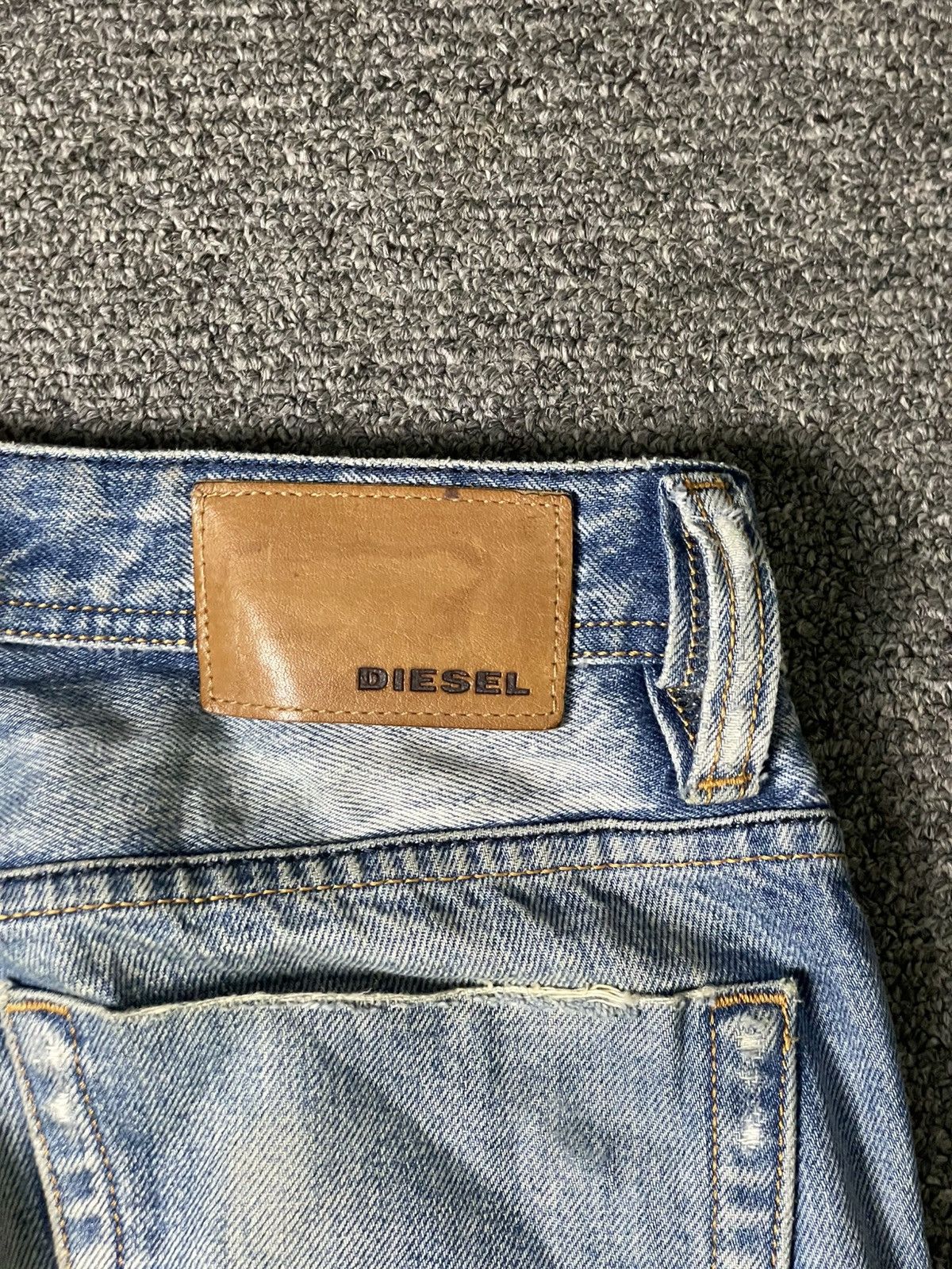 Diesel × Vintage Vintage DIESEL VIKER Distressed Denim Jeans (106) Size US 31 - 12 Thumbnail