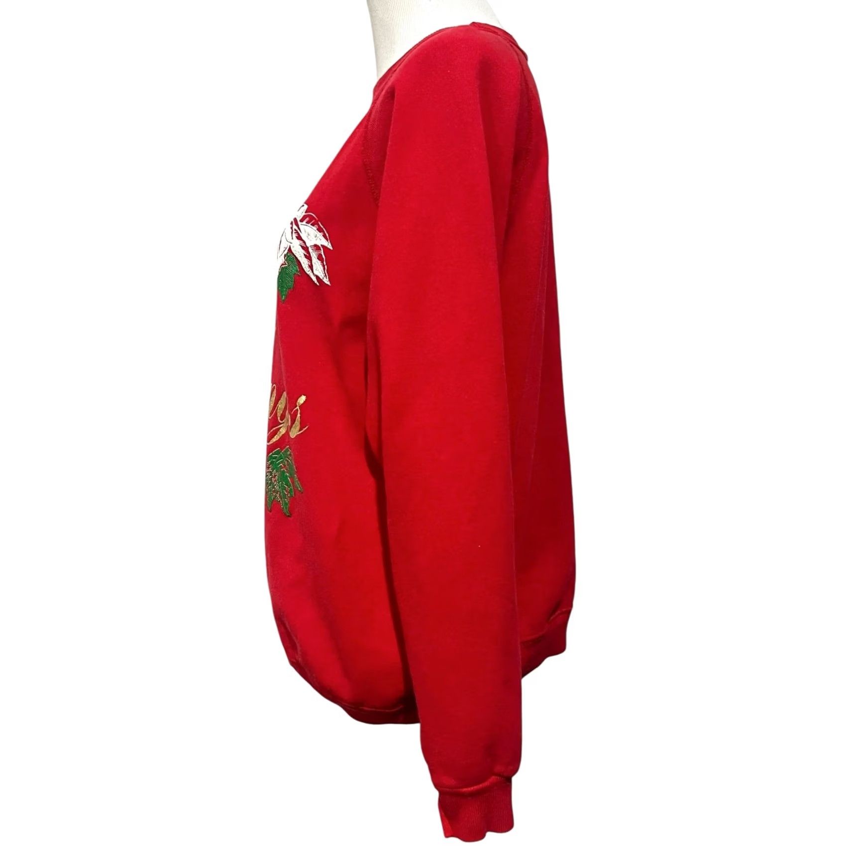 Hanes VINTAGE Hanes Red Sweatshirt Womens Christmas Crewneck Holiday 80s 90s Sz L Womens Holiday Crew Neck Sweatshirt Size L / US 10 / IT 46 - 3 Thumbnail